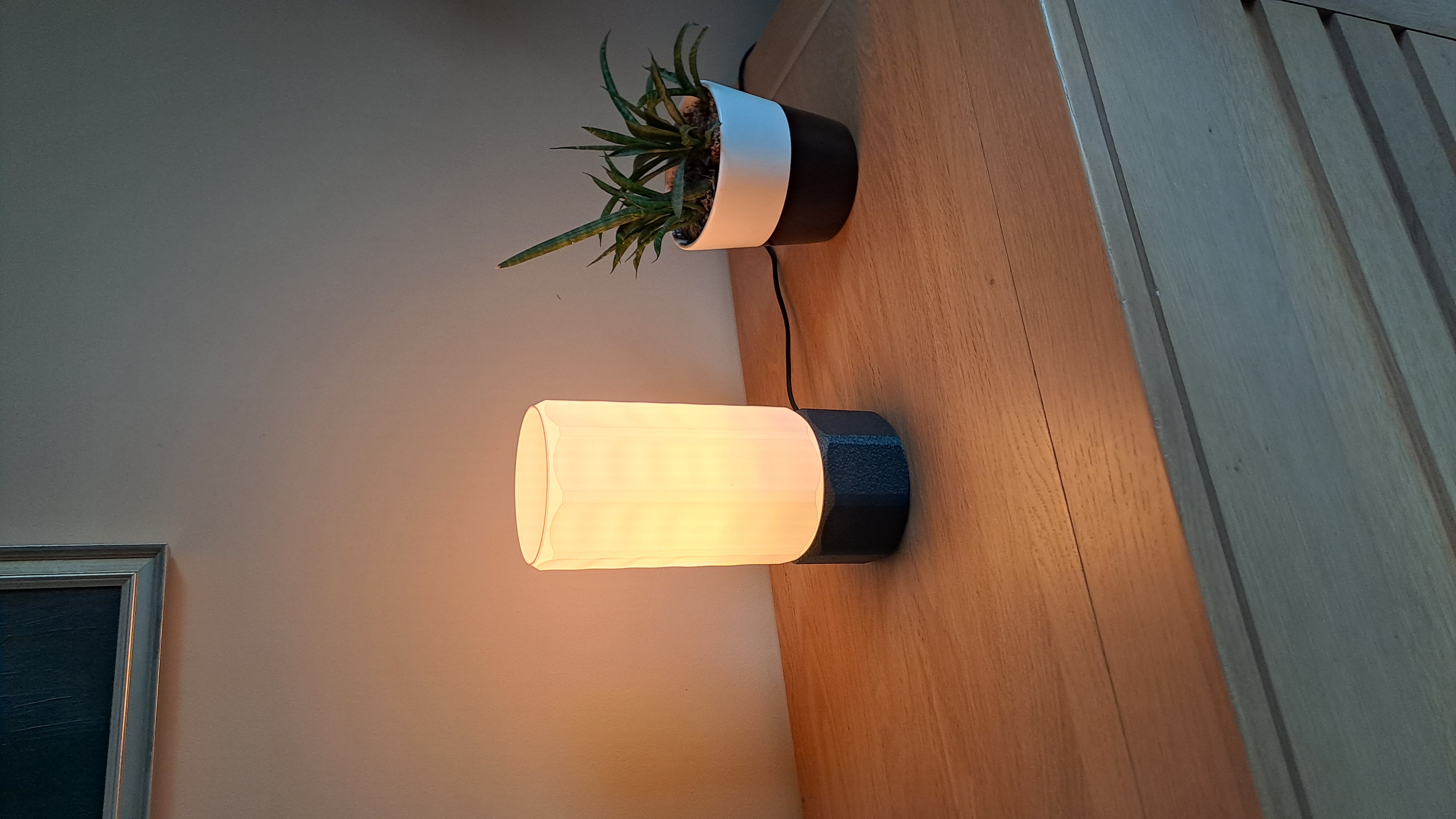 Hexagonal Design Lamp