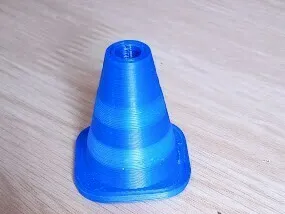 Two-color construction cone