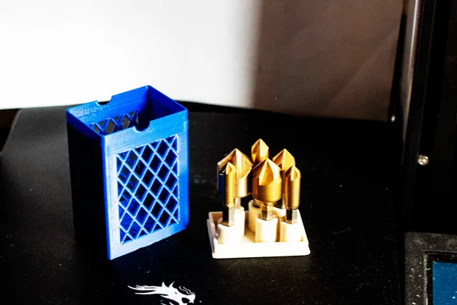 Cover for the organizer for countersinks