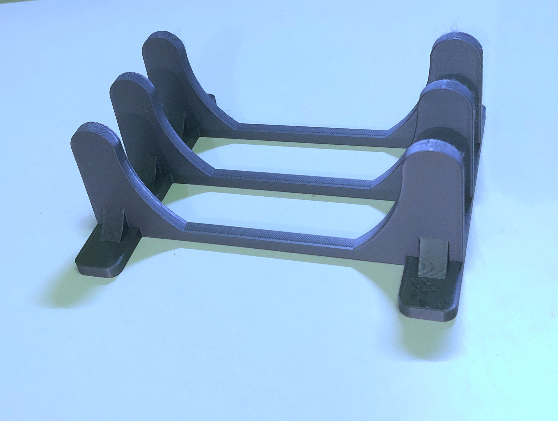 Laptop vertical stands