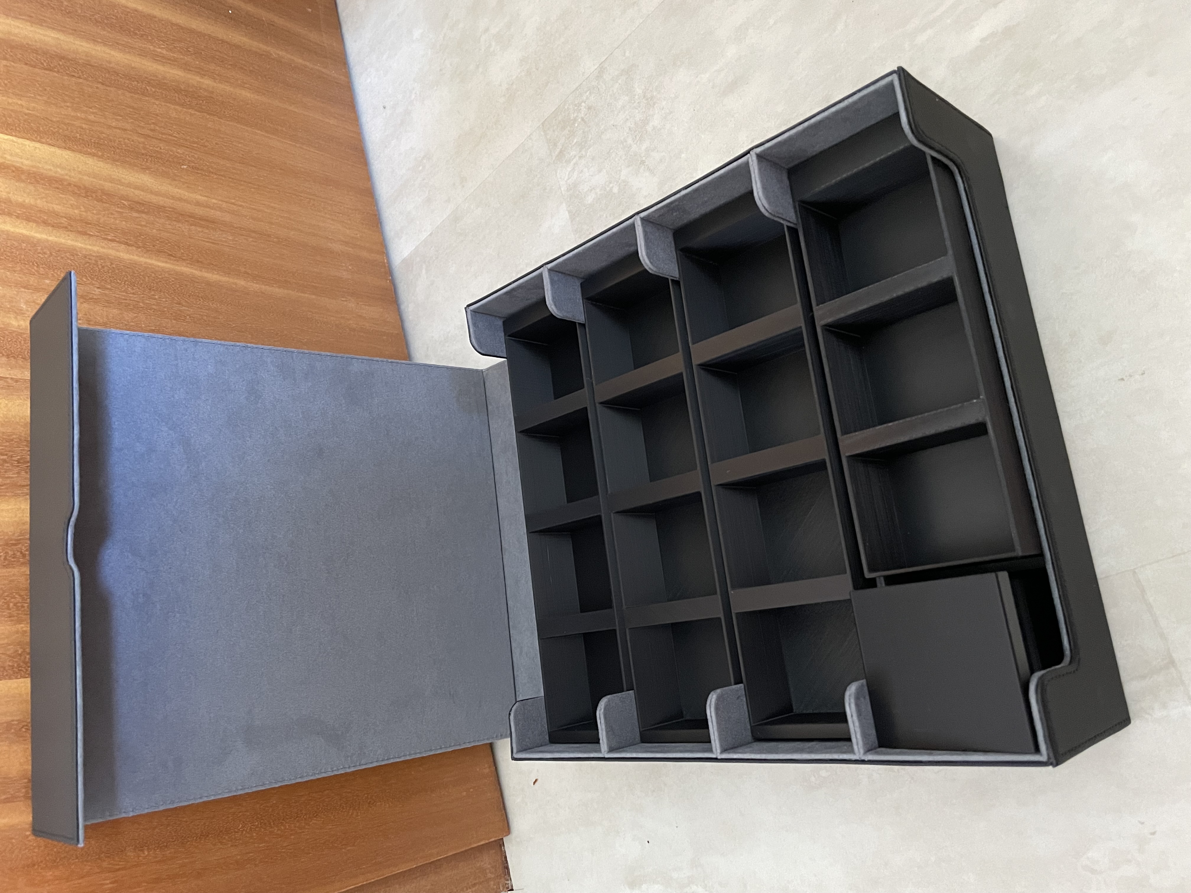 Hitster Inlay to hold all expansions (UAONO Card Storage Box)