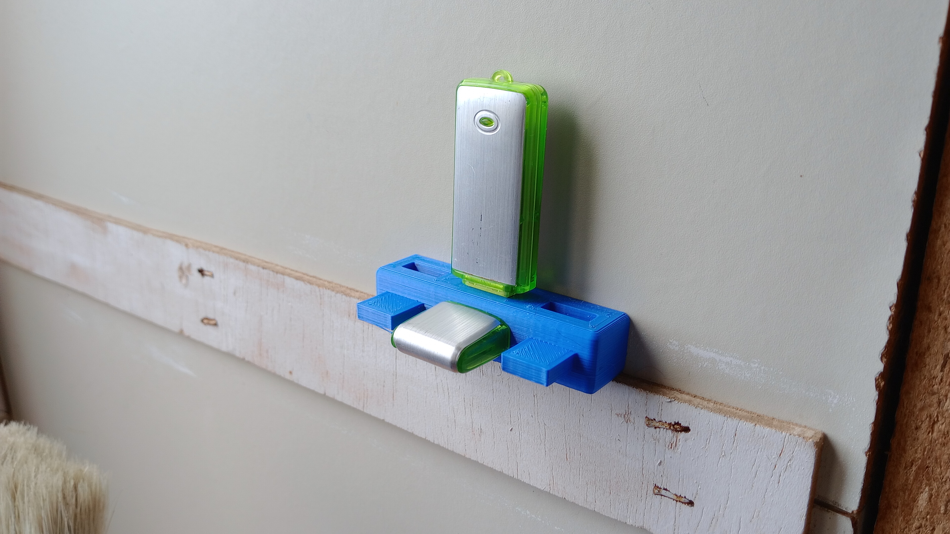 Miniatura 2 do modelo 3D USB Stand