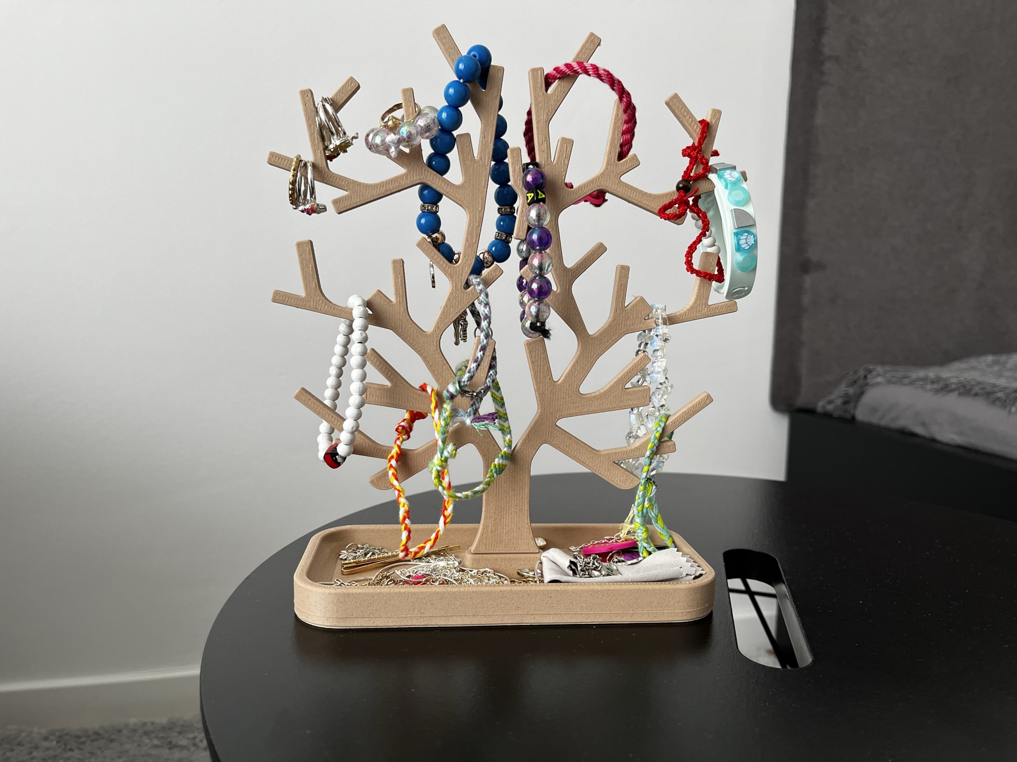 Jewelry tree 3D model thumbnail