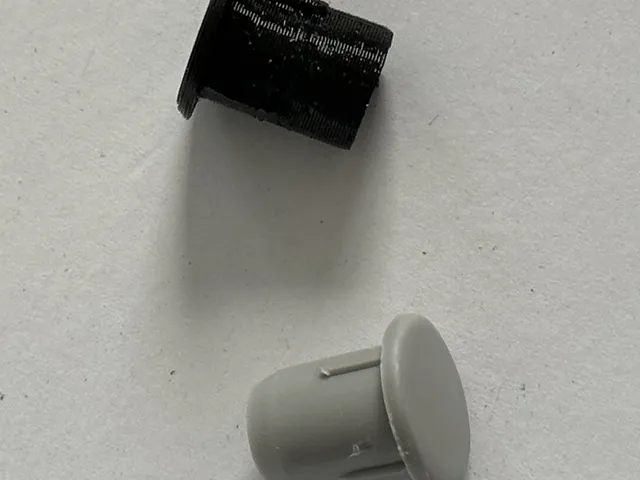 Refrigerator Door Cap