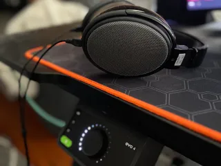 Audient EVO 4 Under Table Mount by Bennett Hermanoff | Download free ...
