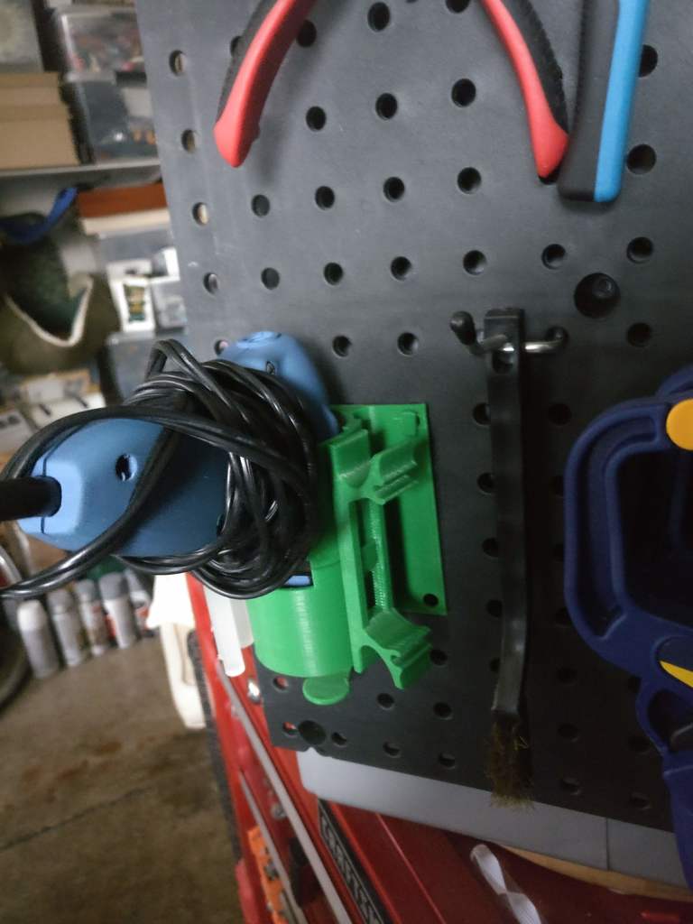 Hot glue gun horizontal/vertical mount Pegboard compatible by Albert