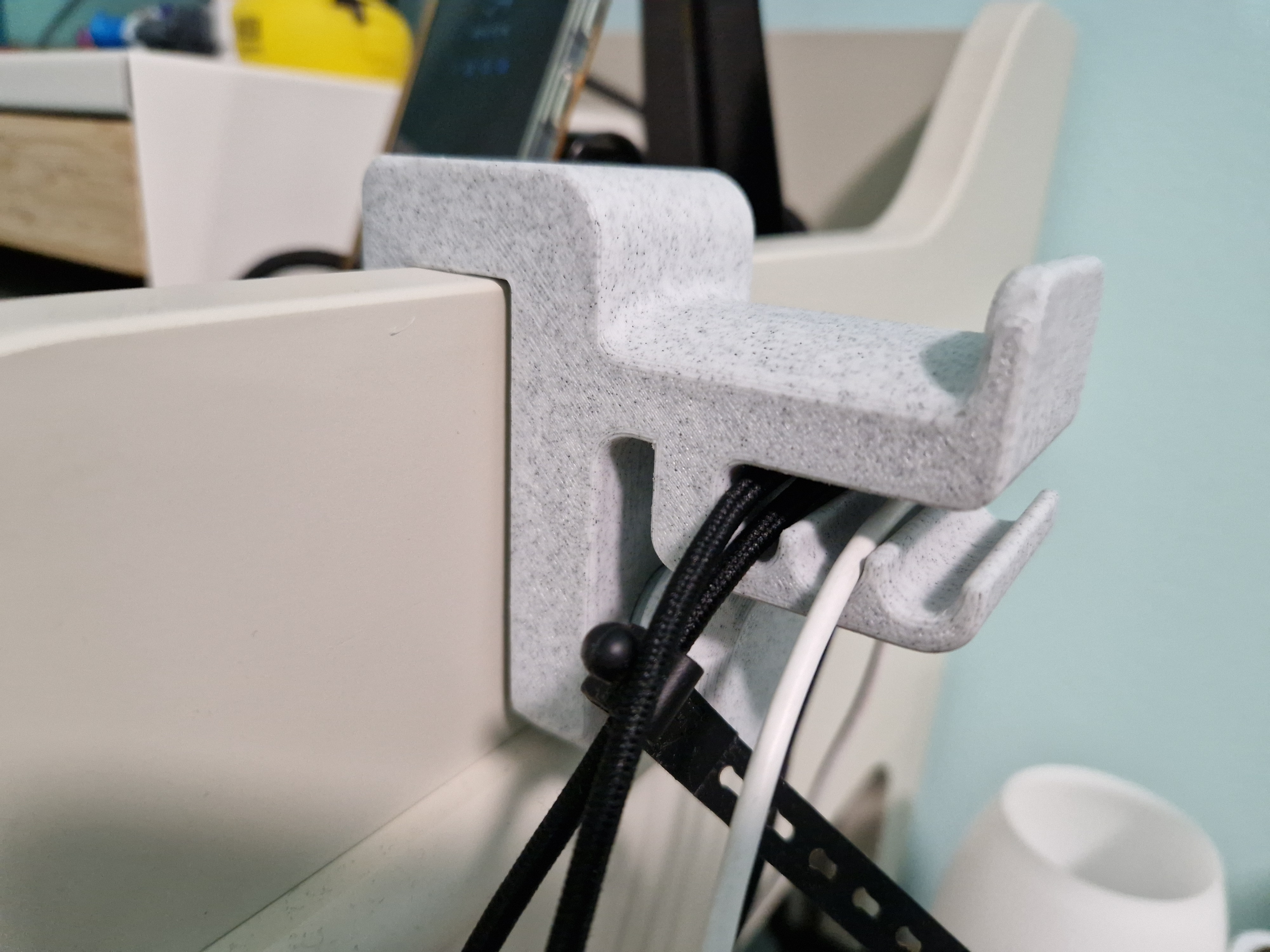 Vertical Mount Headset Holder 3D model thumbnail