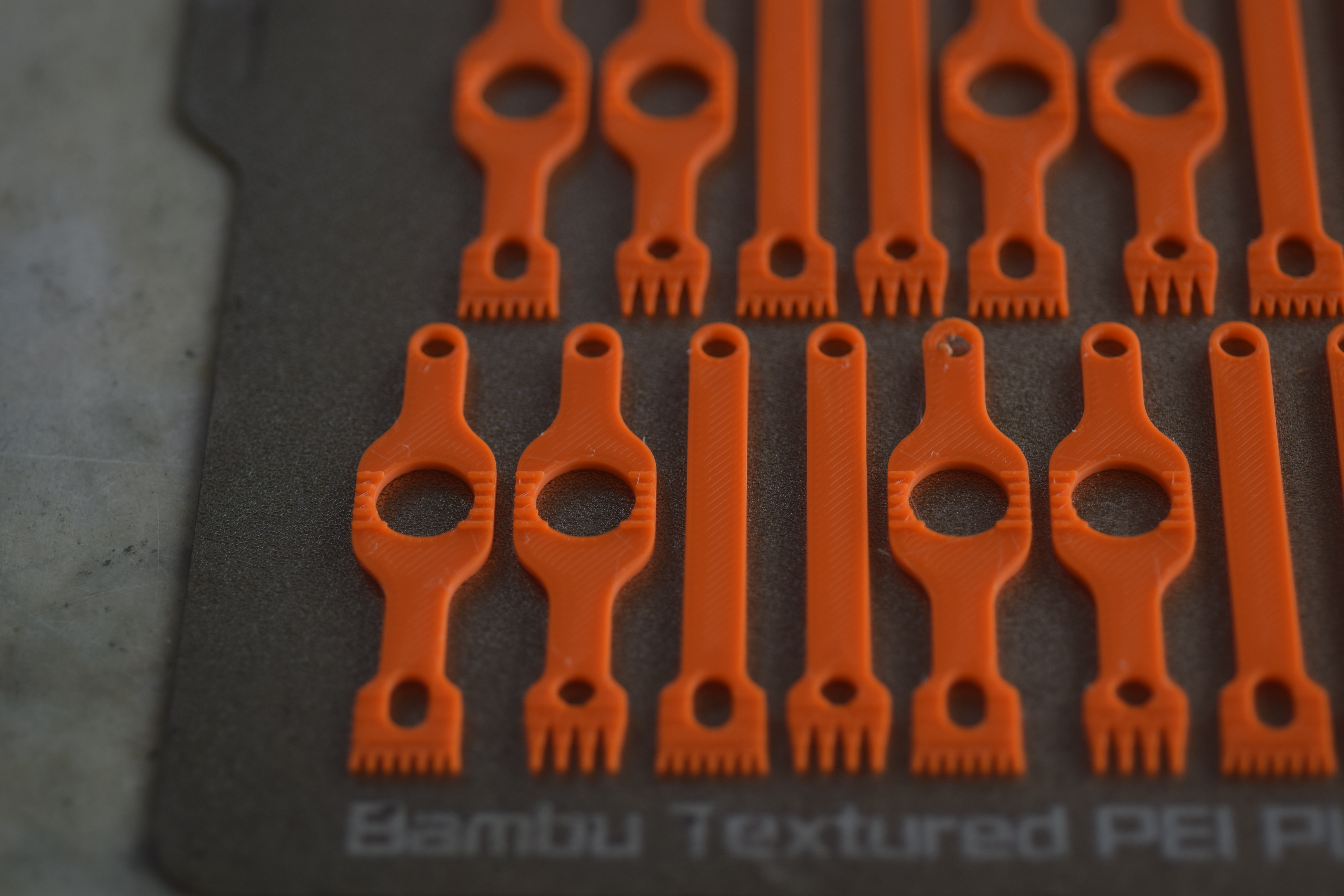 Overengineered Ambidextrous Glue Spatulae