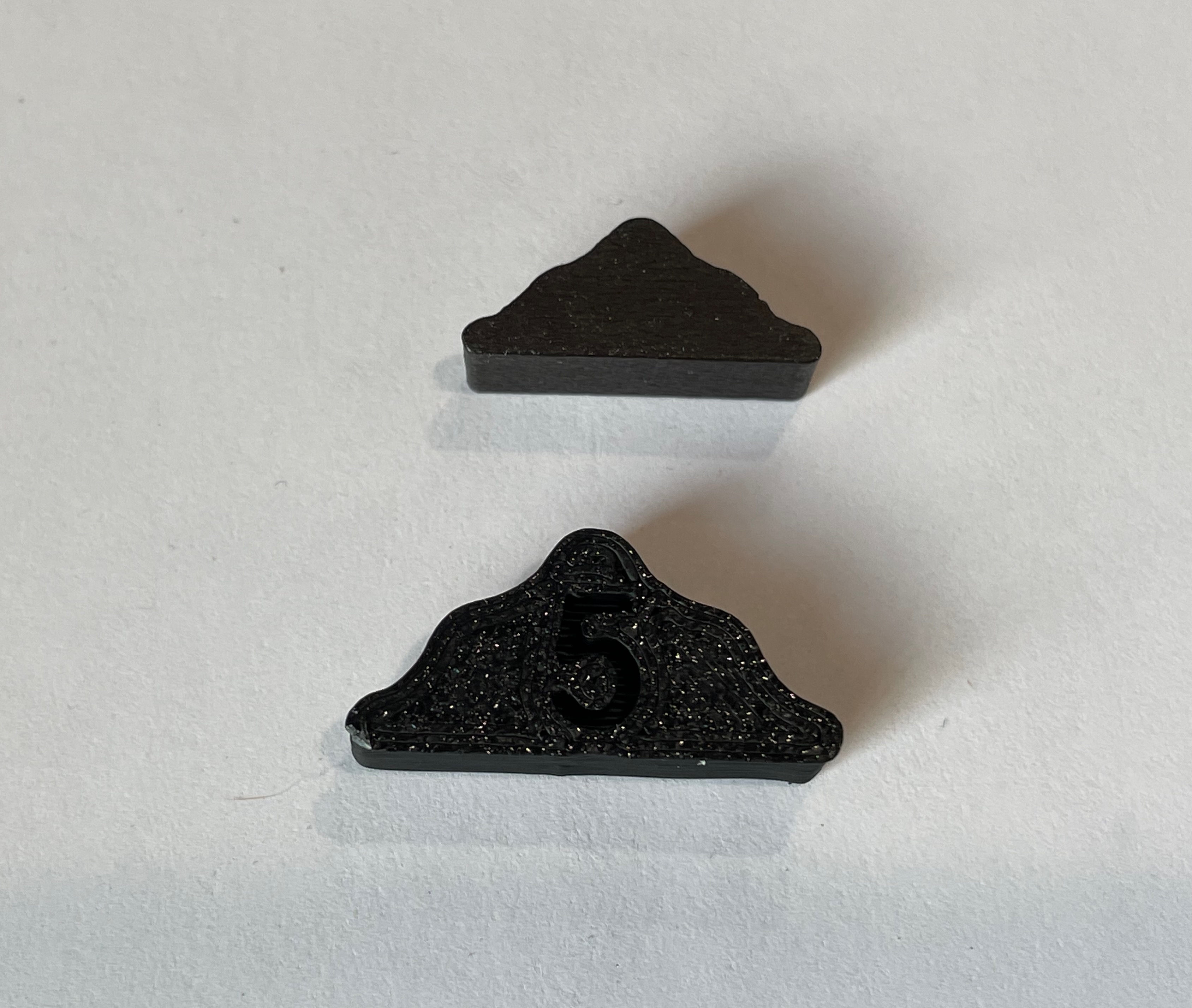 Earth board game 5x soil tokens and 3x sprout tokens
