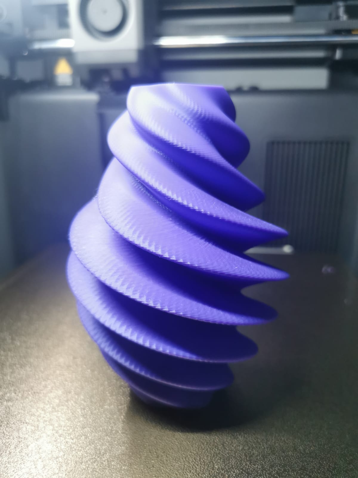 Twisted Wave Vase — miniatura 2