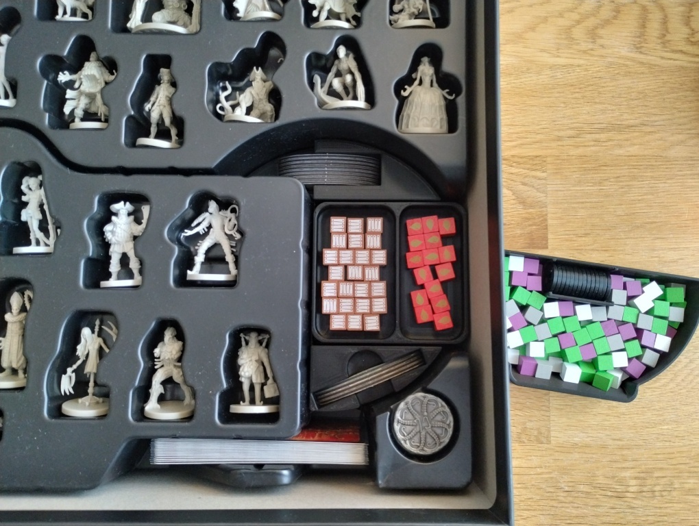 Carnival Zombie (2nd edition) boardgame insert by Pulp Download free