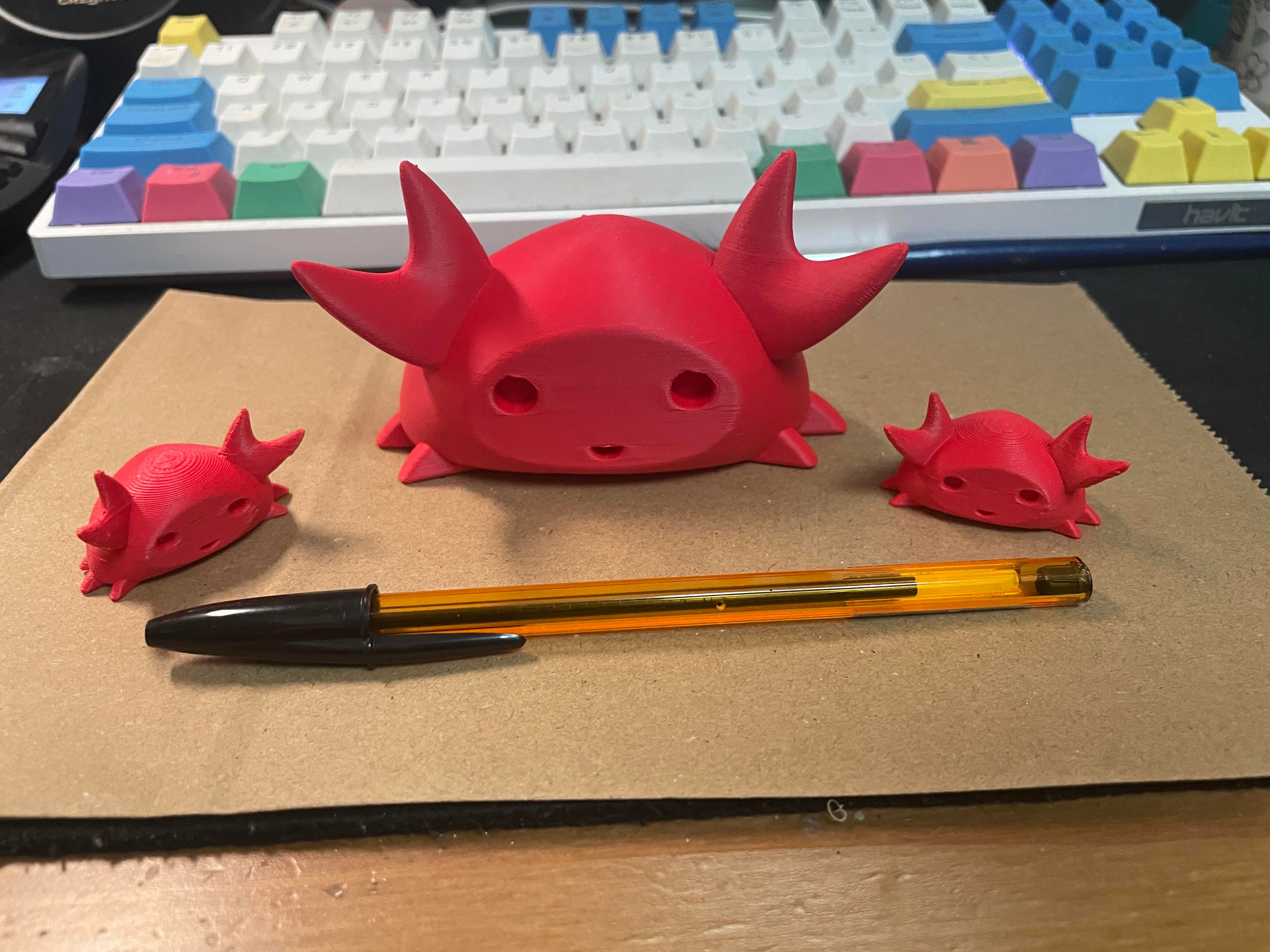 Crab who holds nothing