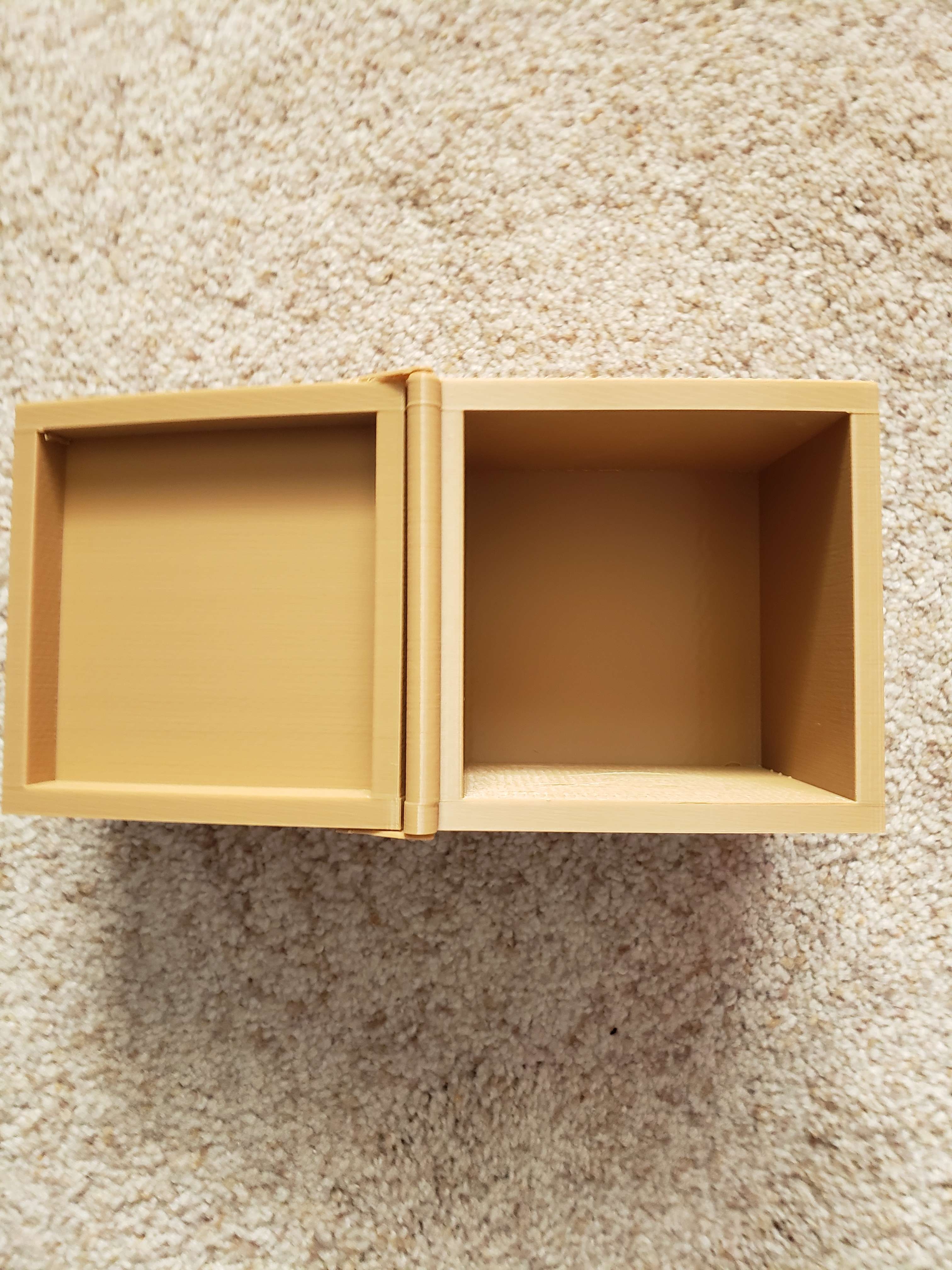 Miniatura 2 do modelo 3D Simple Chest