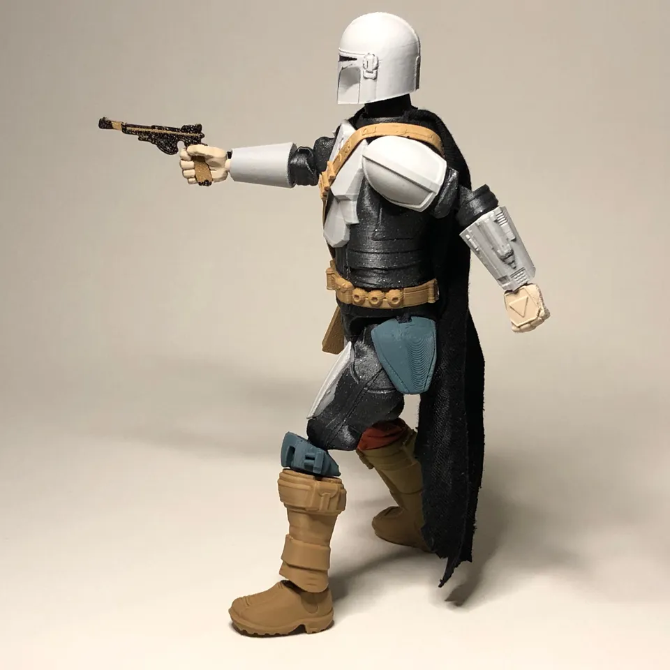 The Mandalorian Articulated Figure - Star Wars by