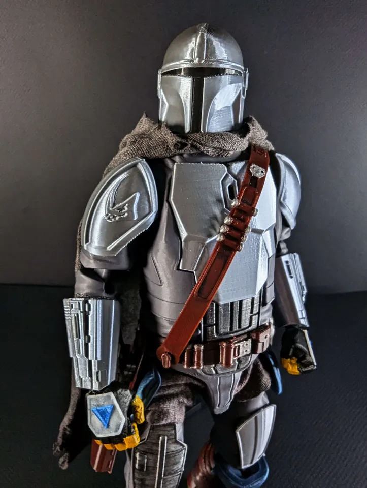 The Mandalorian Articulated Figure - Star Wars by
