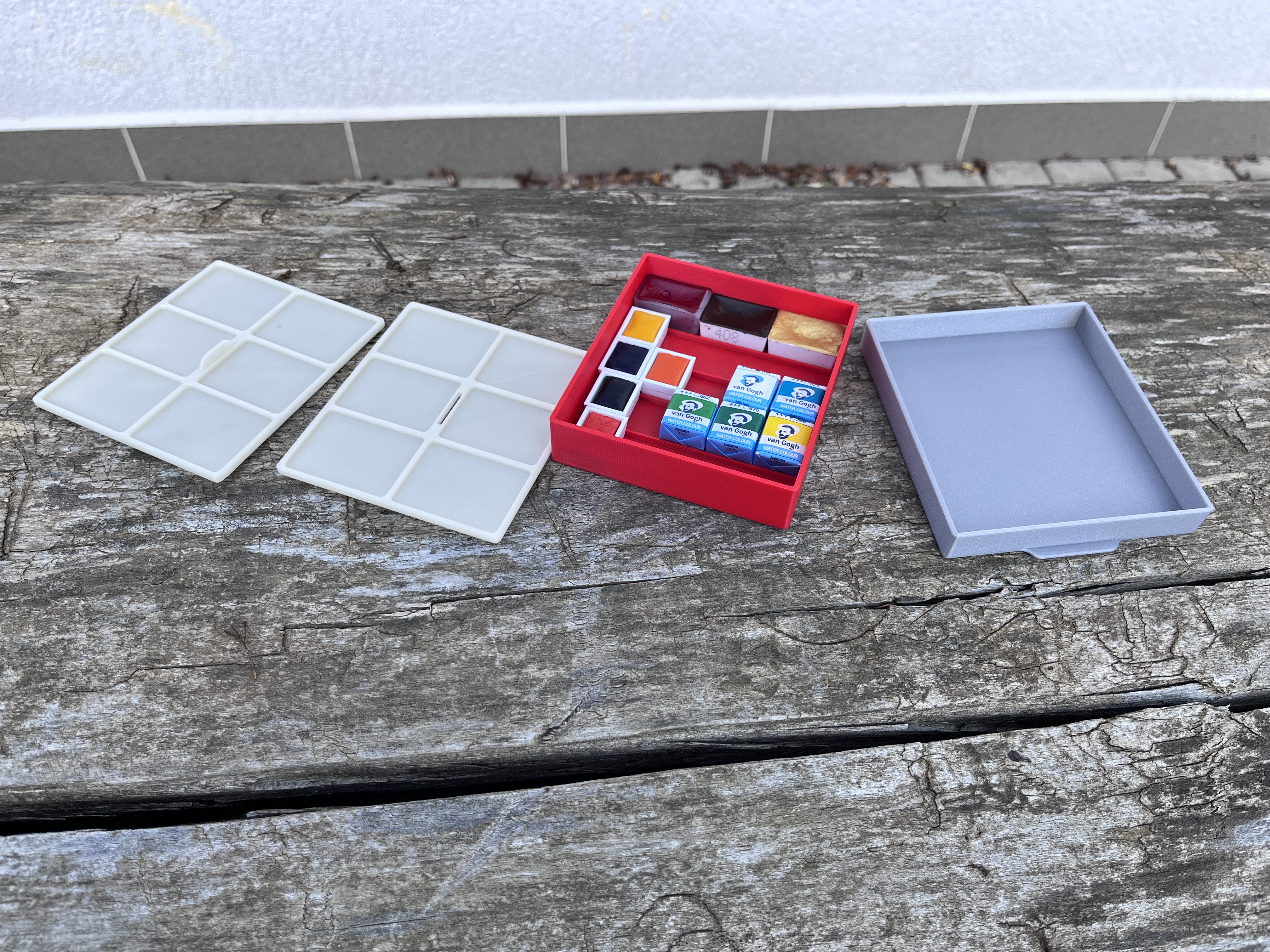 Watercolor paint kit
