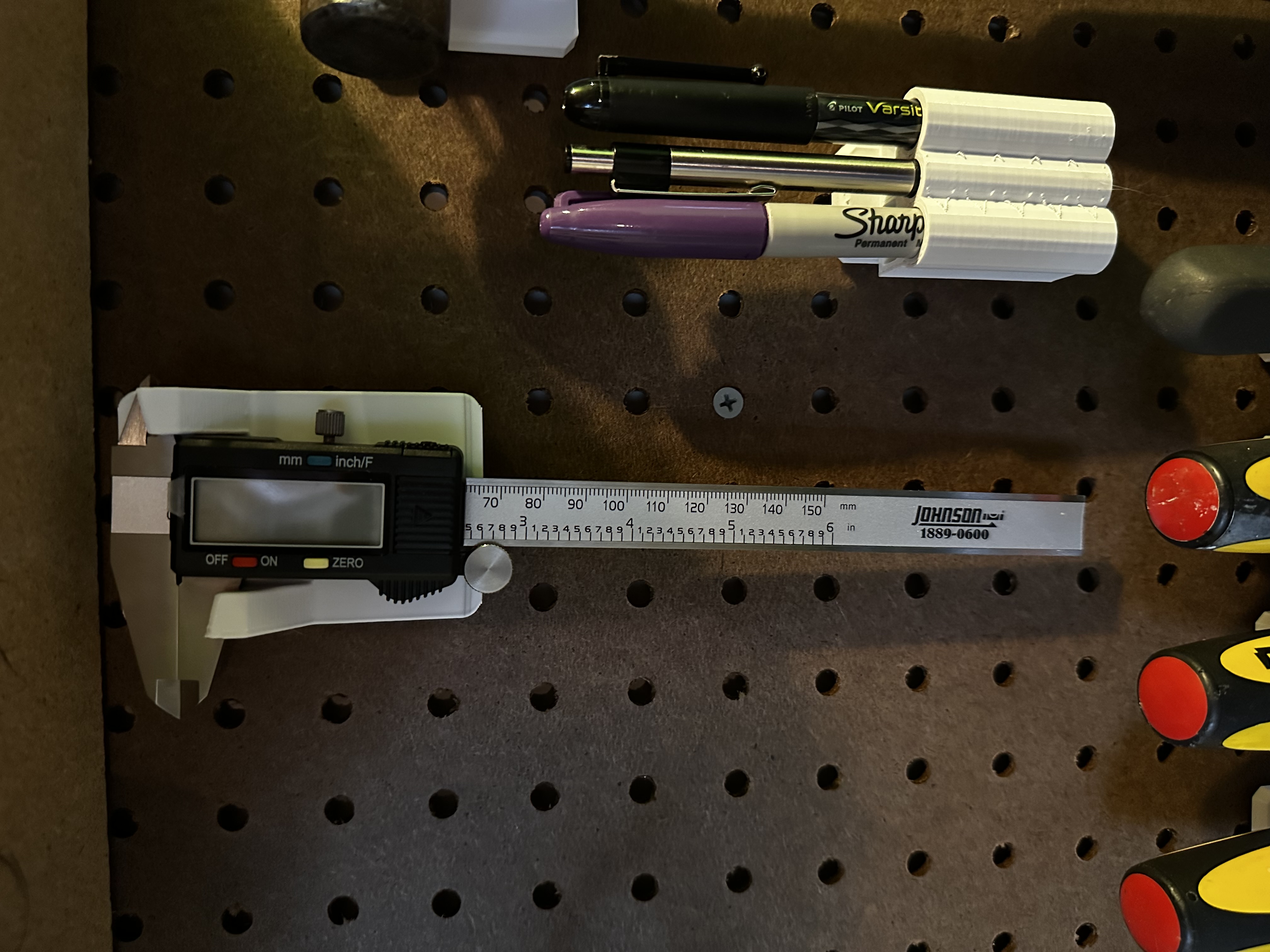 Sy's PegLock - Universal Caliper Mount 3D model thumbnail