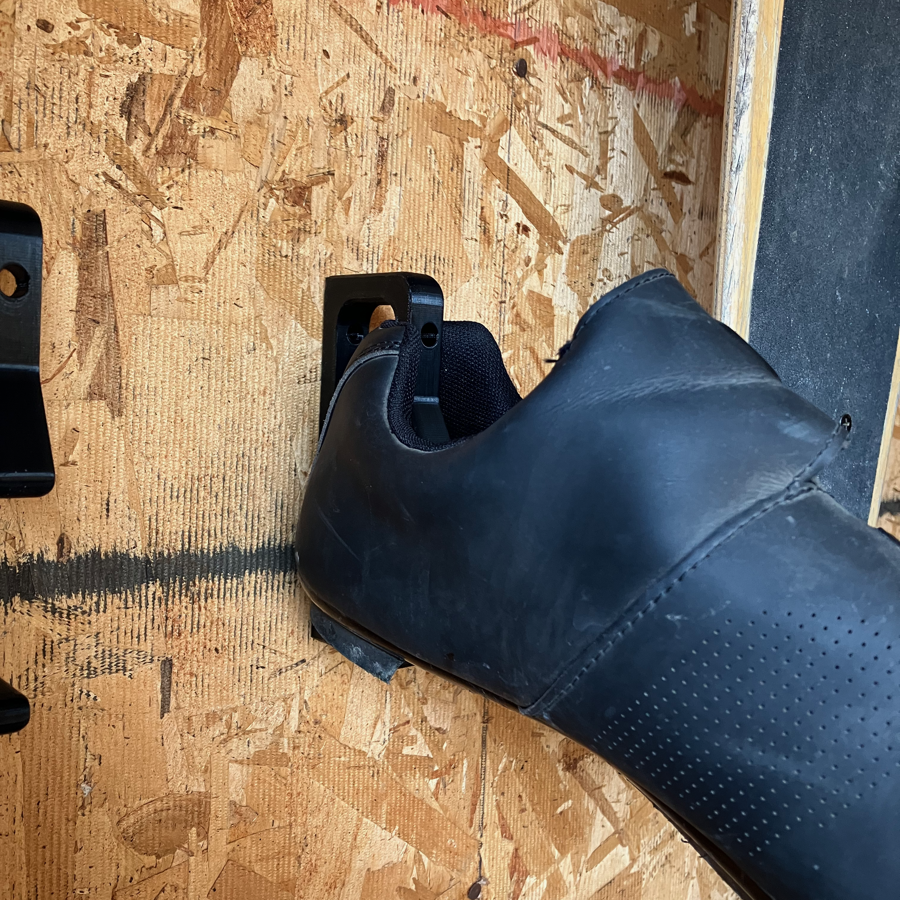 Shoe Mount Wall Hook