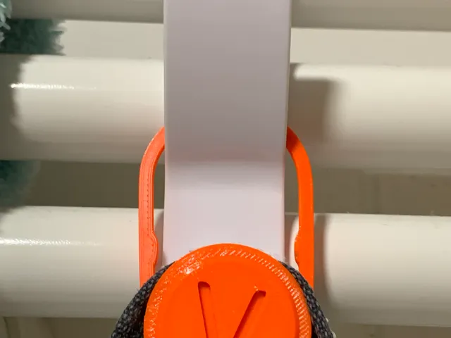 Towel hanger / Věšák na ručníky