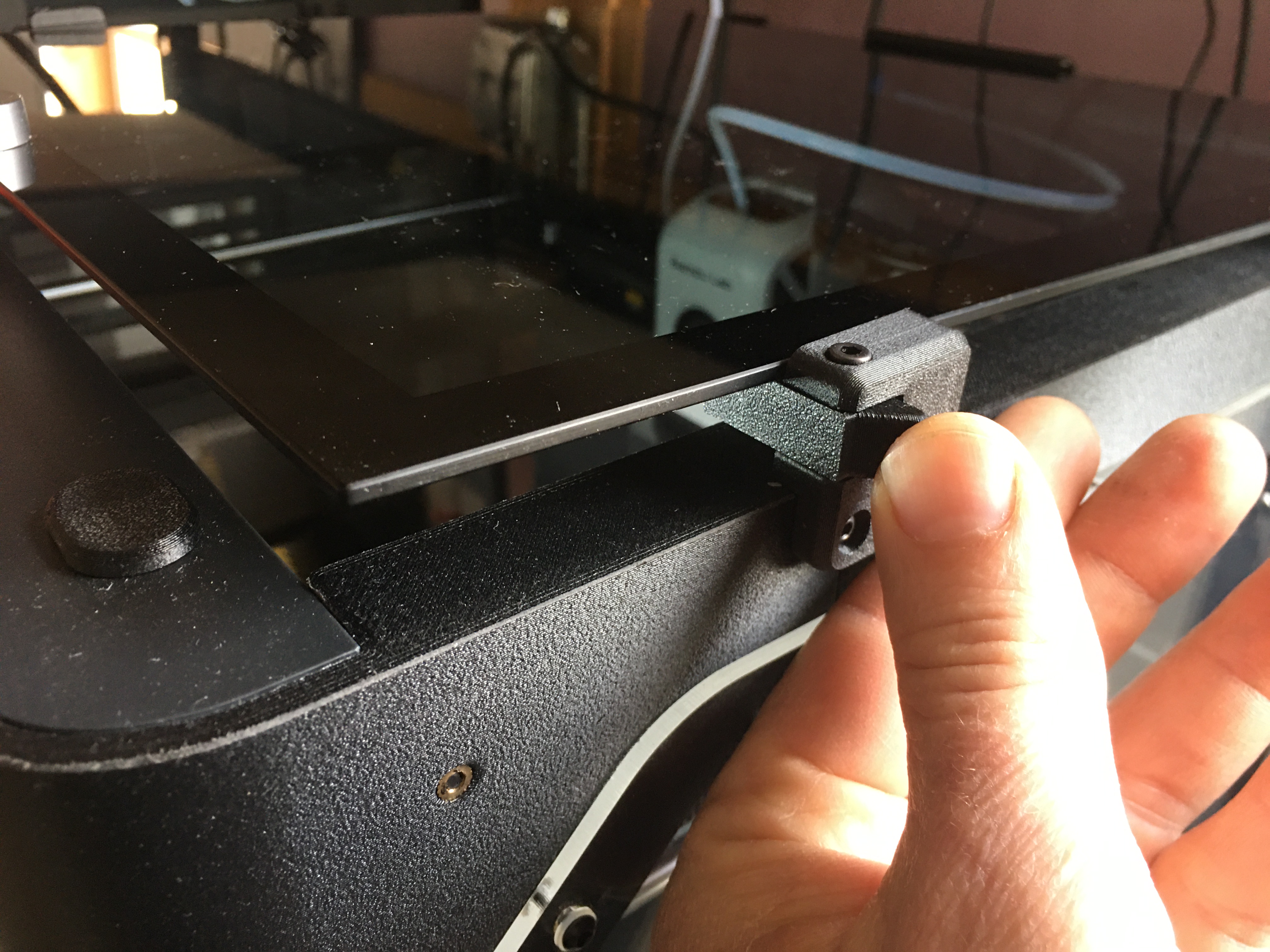 ARC Enclosure Lid Lock/Vent Clips