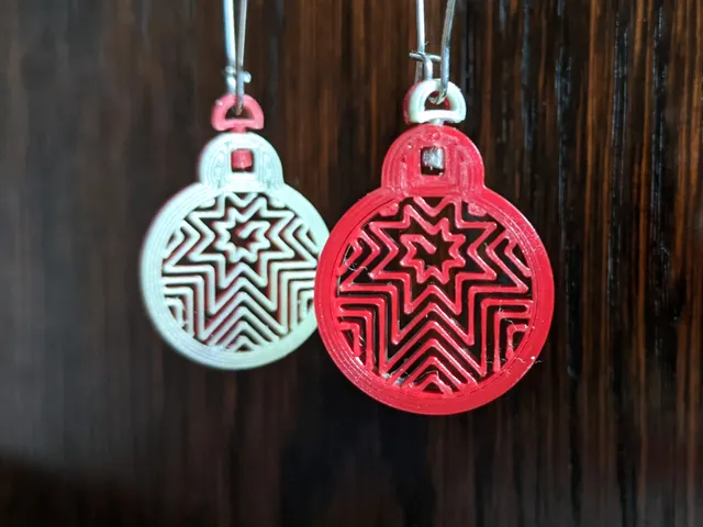 Earrings: Christmas ball