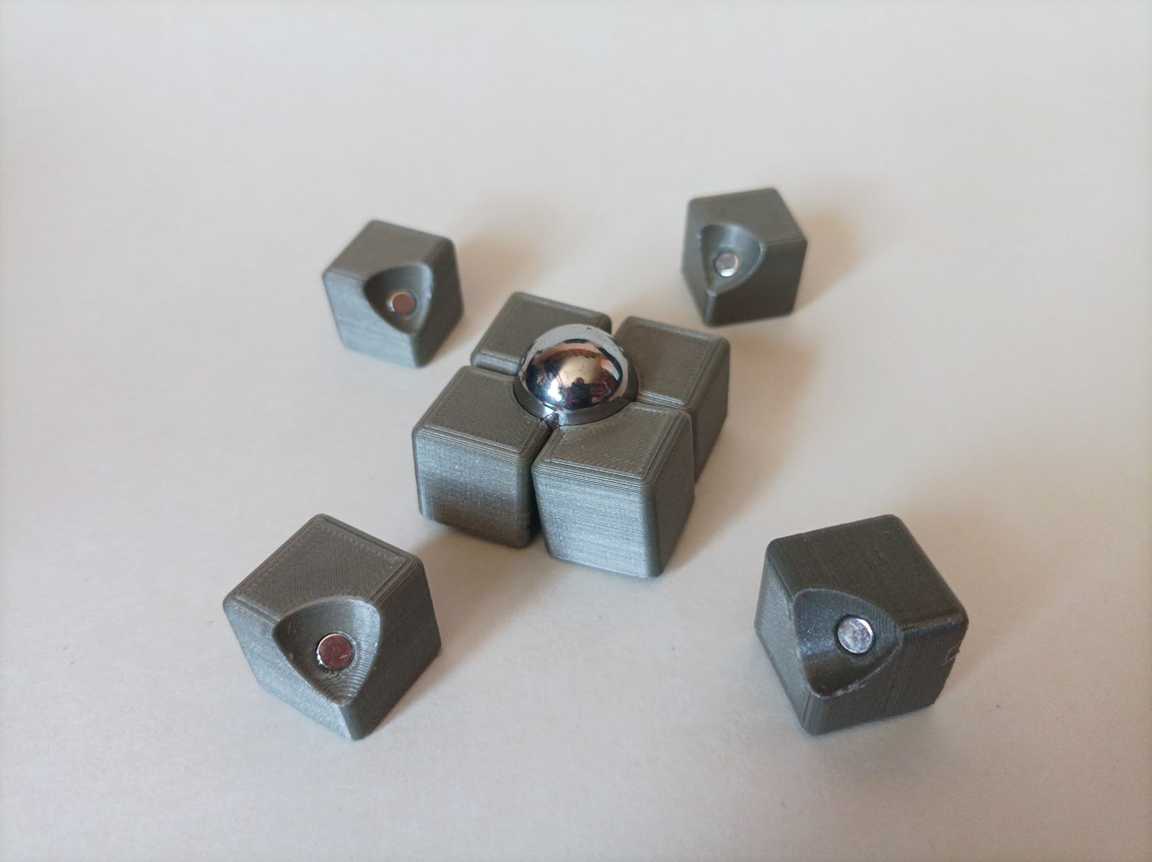 magnetic rubik's cube 2x2x2
