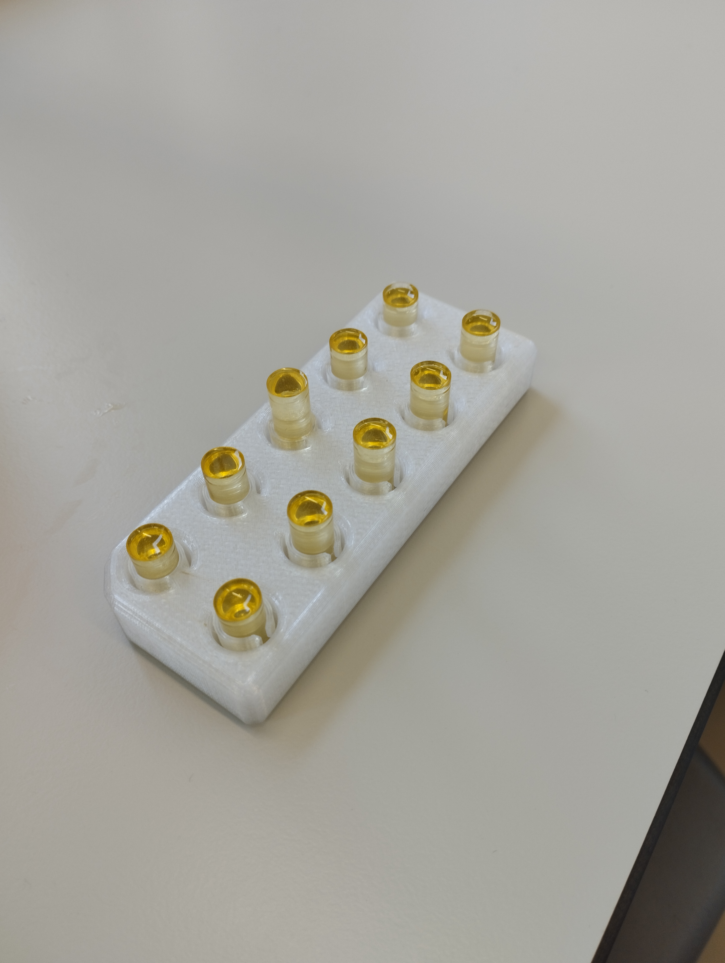 Rack for 8 mm capsules - For resin embedding in electron microscopy
