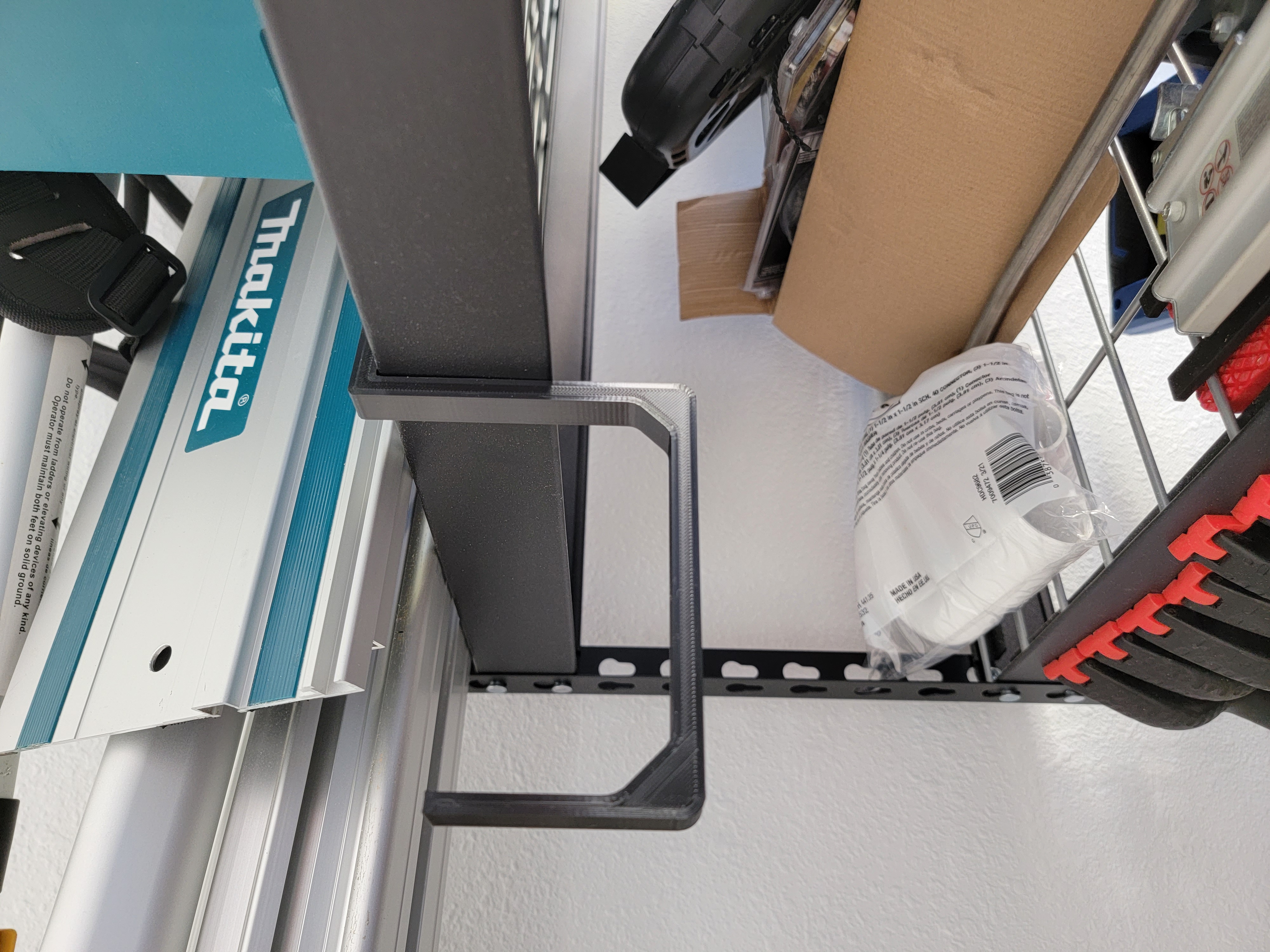 Miniatura 2 do modelo 3D Garage Wire Shelf Hook
