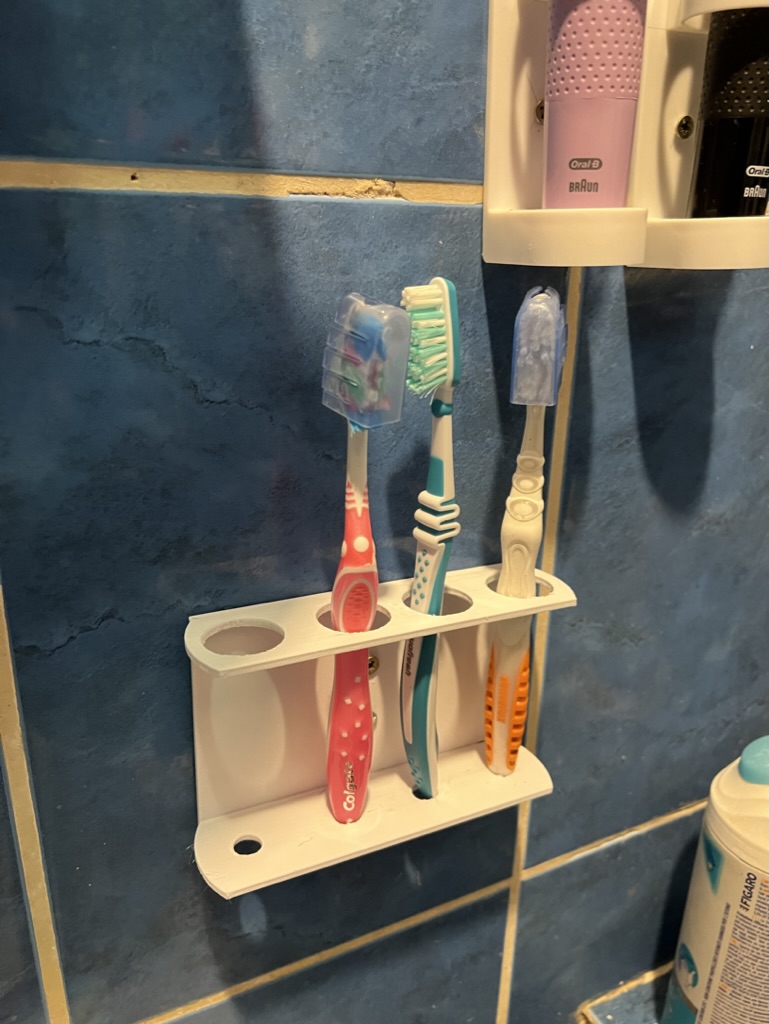 toothbrush holder