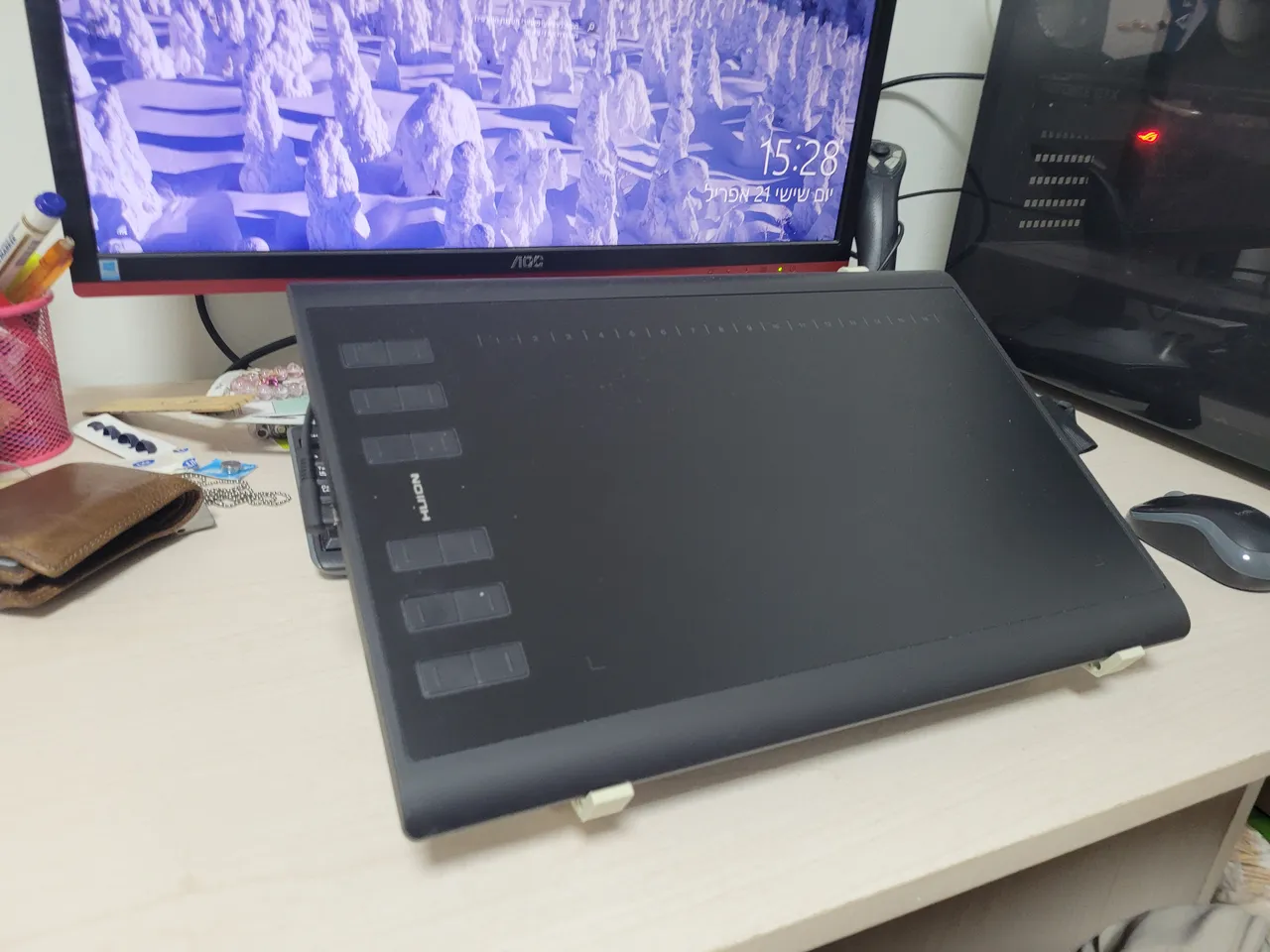 Laptop stand - Graphics tablet stand by Gal Meiri | Download free STL ...