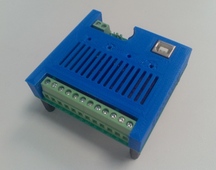 Improved Case/Cover for Yamutec USB-REL4-8A Relais (ergonomic version)