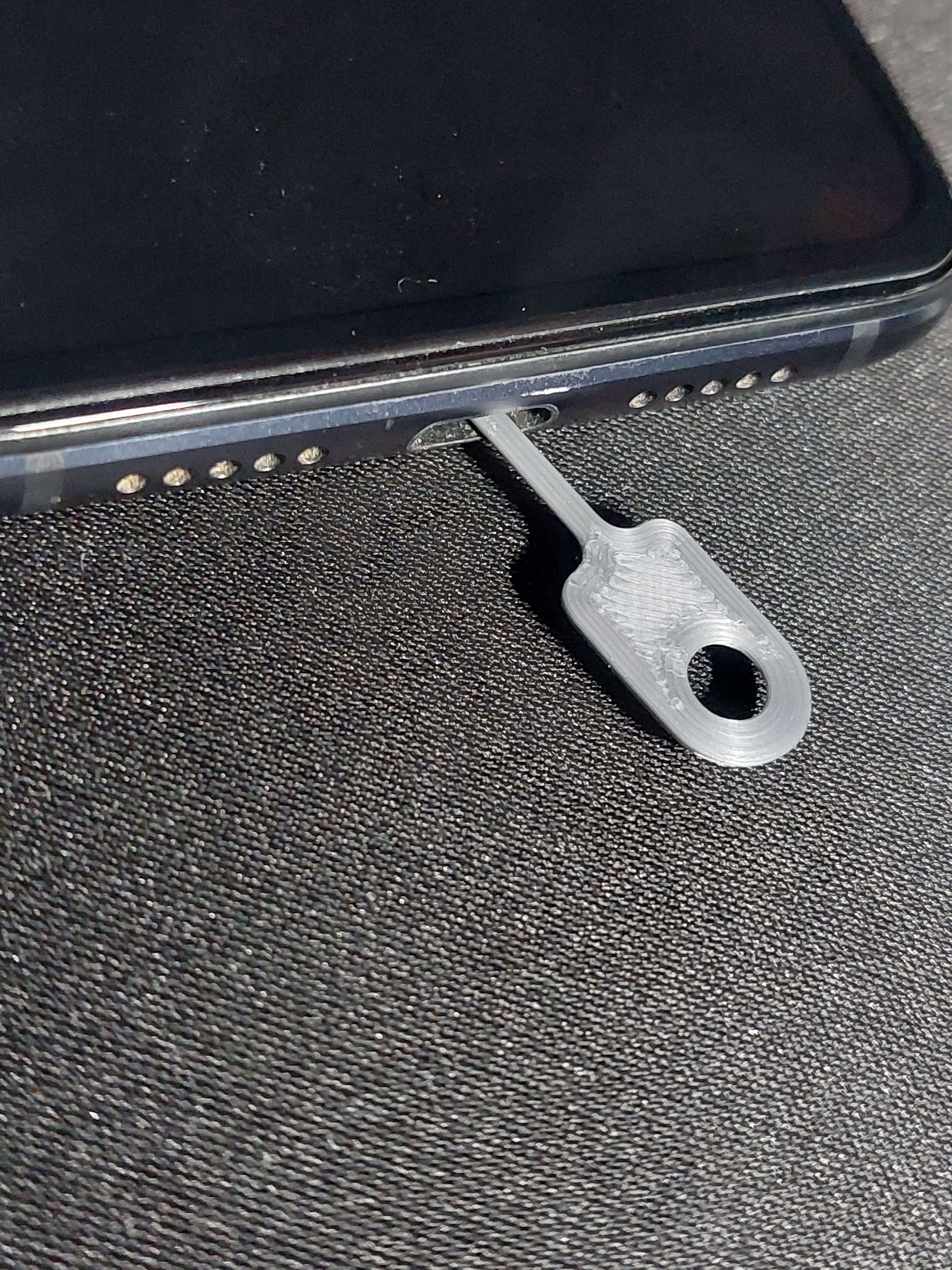 Revolutionary Iphone Case: Usb C Port Included - h29pv24