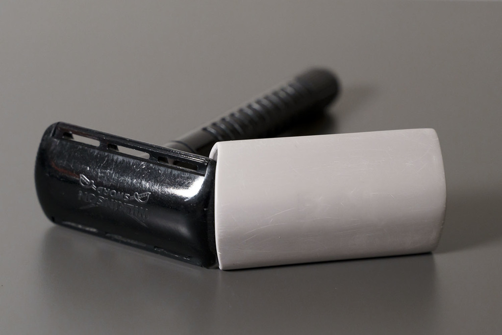 Safety Razor Cover for Wilkinson classic by earlmckay Download free