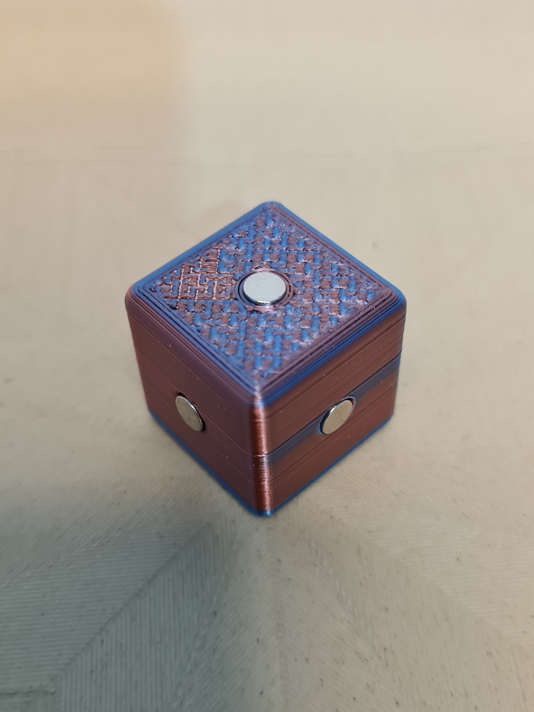 Miniatura 2 do modelo 3D Magnetically Interlocking Cubes