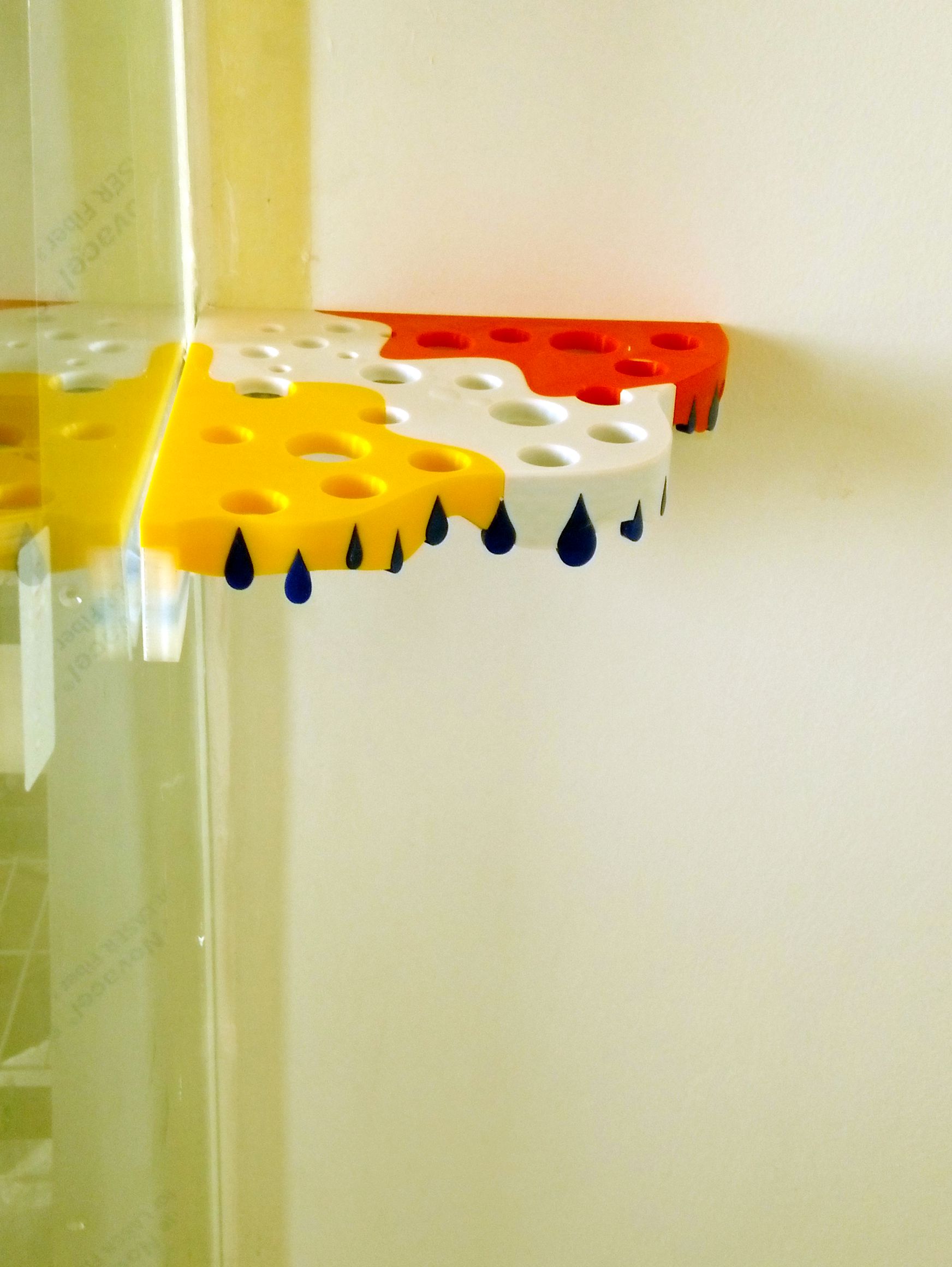 Miniatura 12 do modelo 3D Shower corner tray - multi material