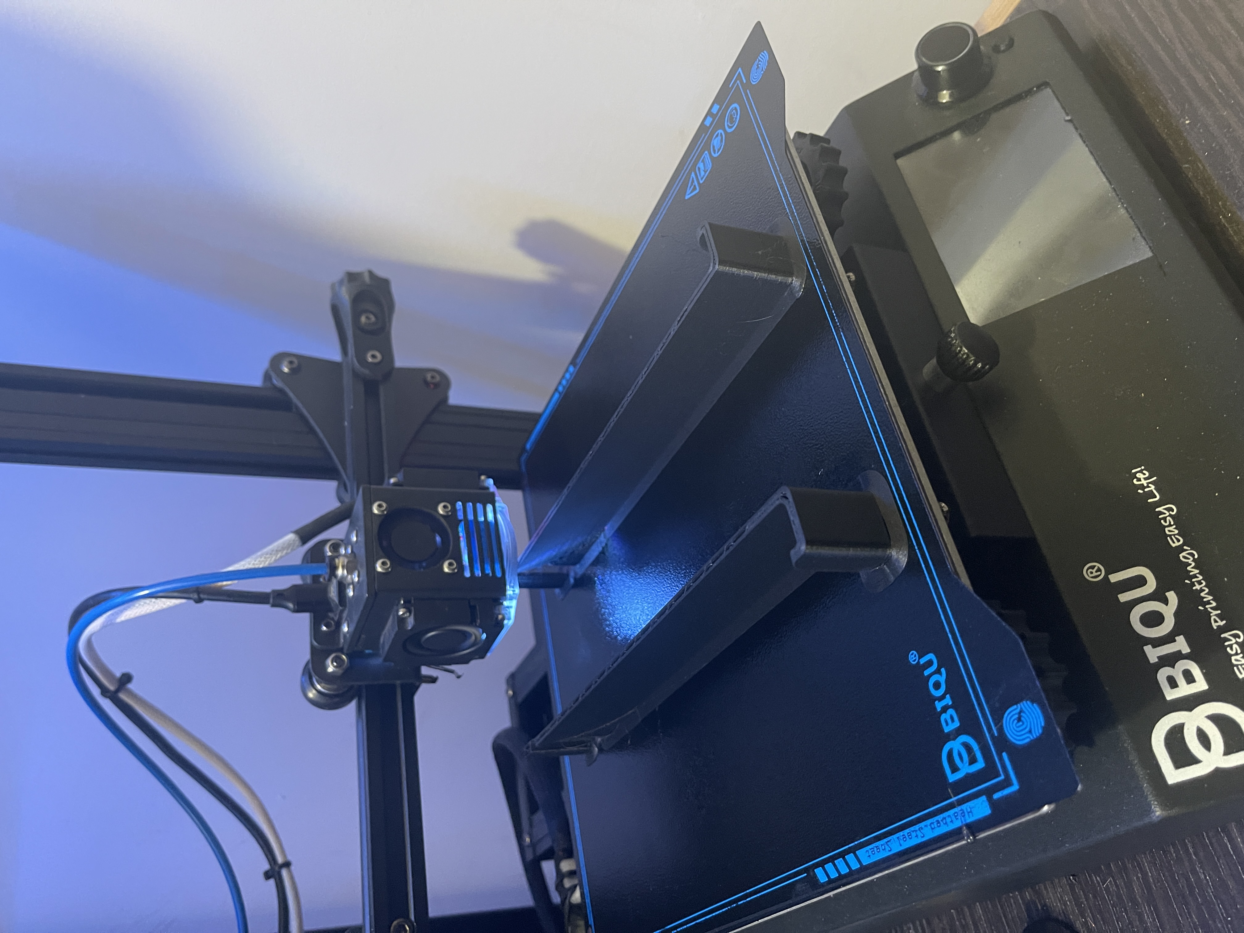Miniatura 5 do modelo 3D Parametric Vesa Mount Laptop Stand
