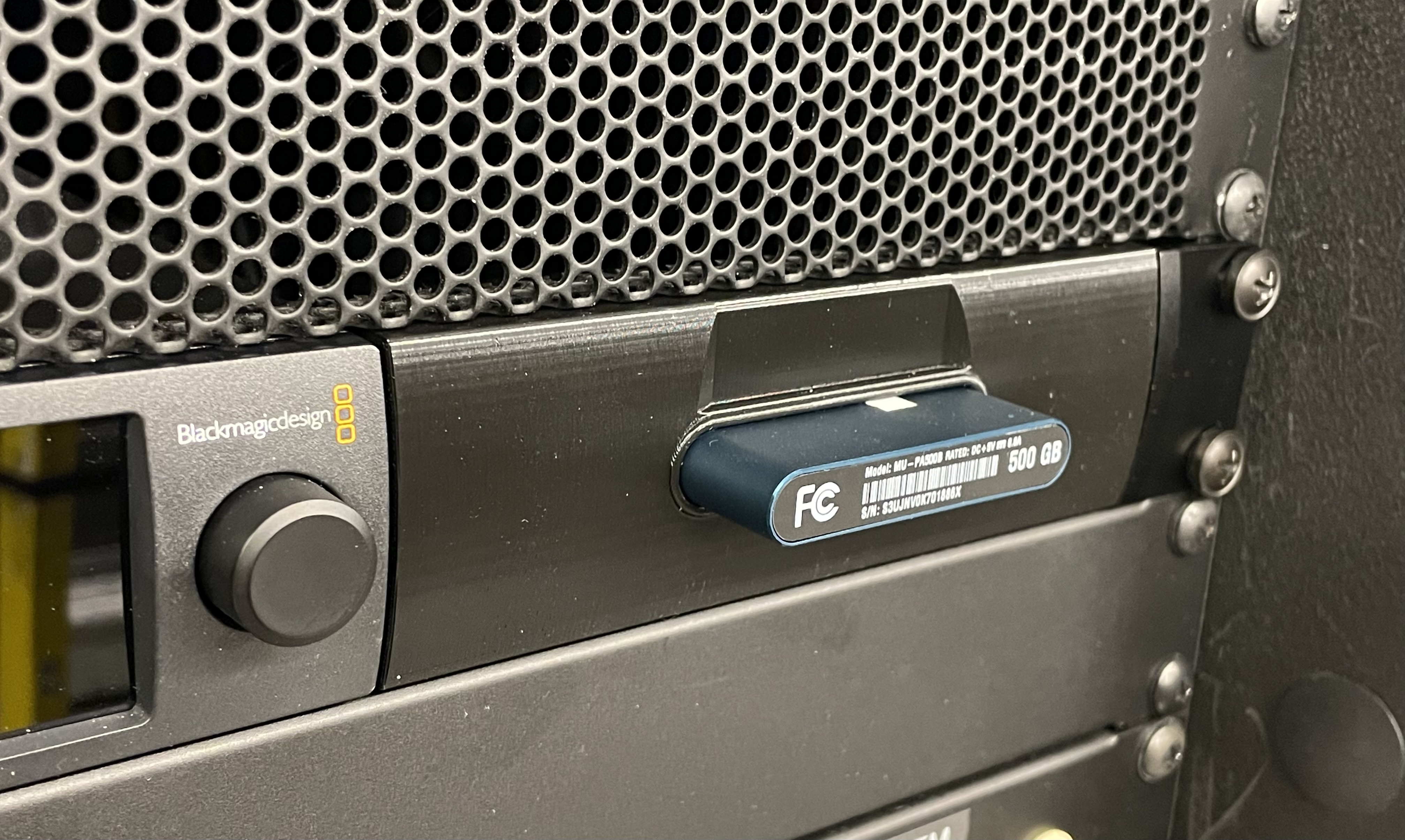 Samsung T5 dock for Blackmagic Teranex Shelf