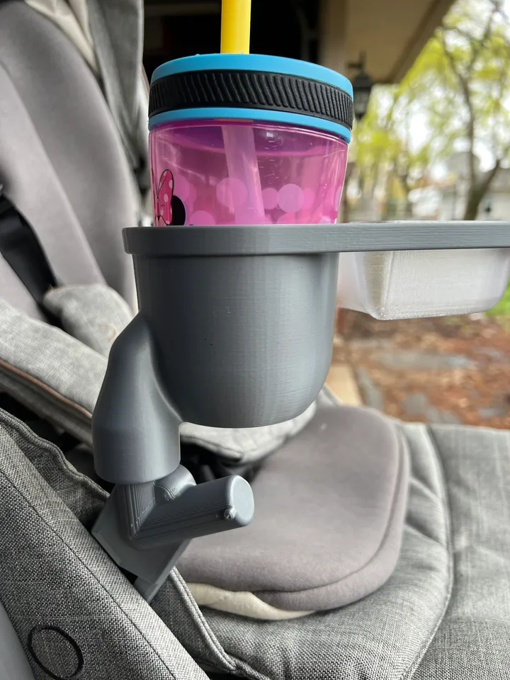 Nuna mixx clip 2024 on cup holder