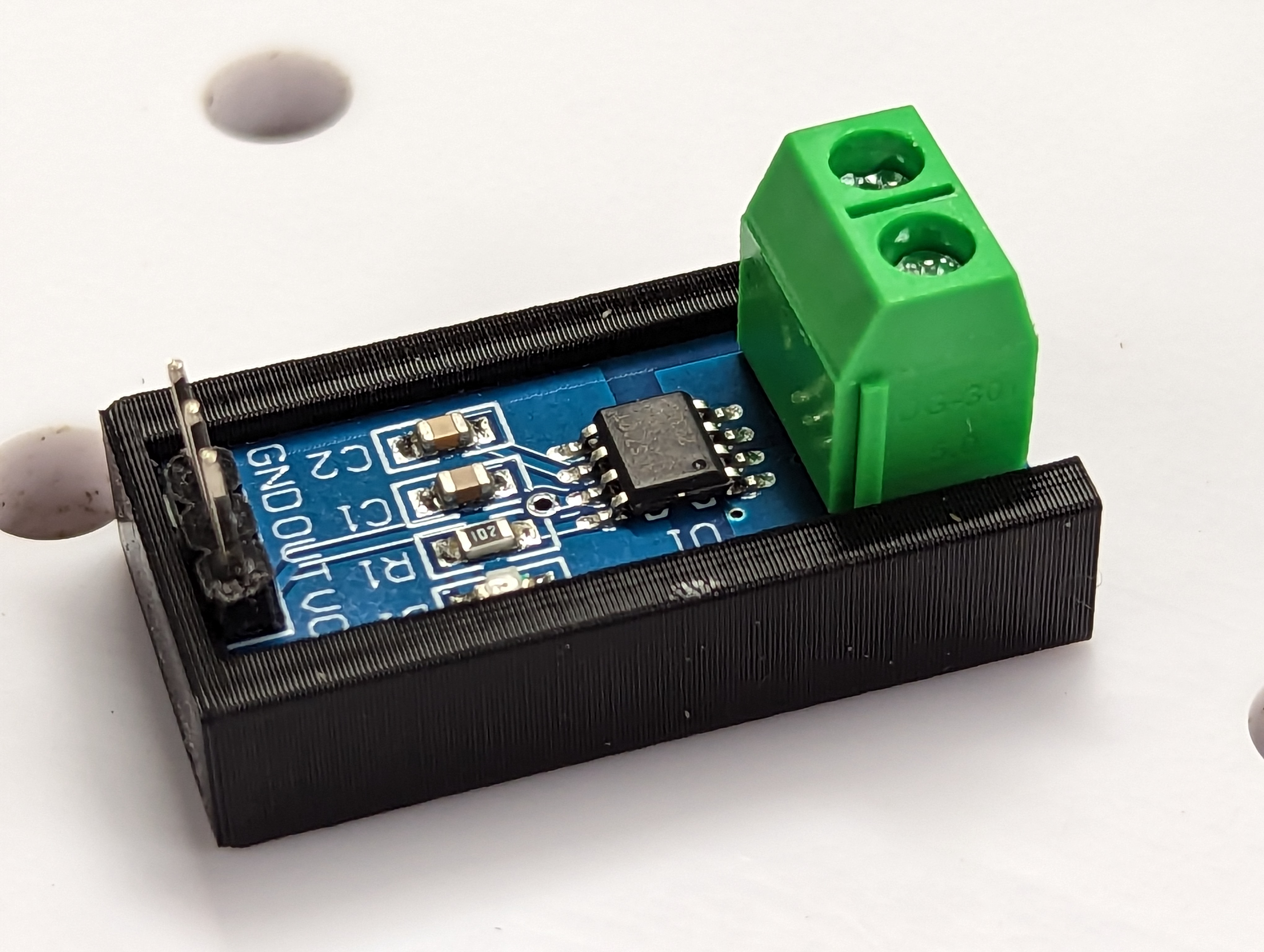 Current sensor mount