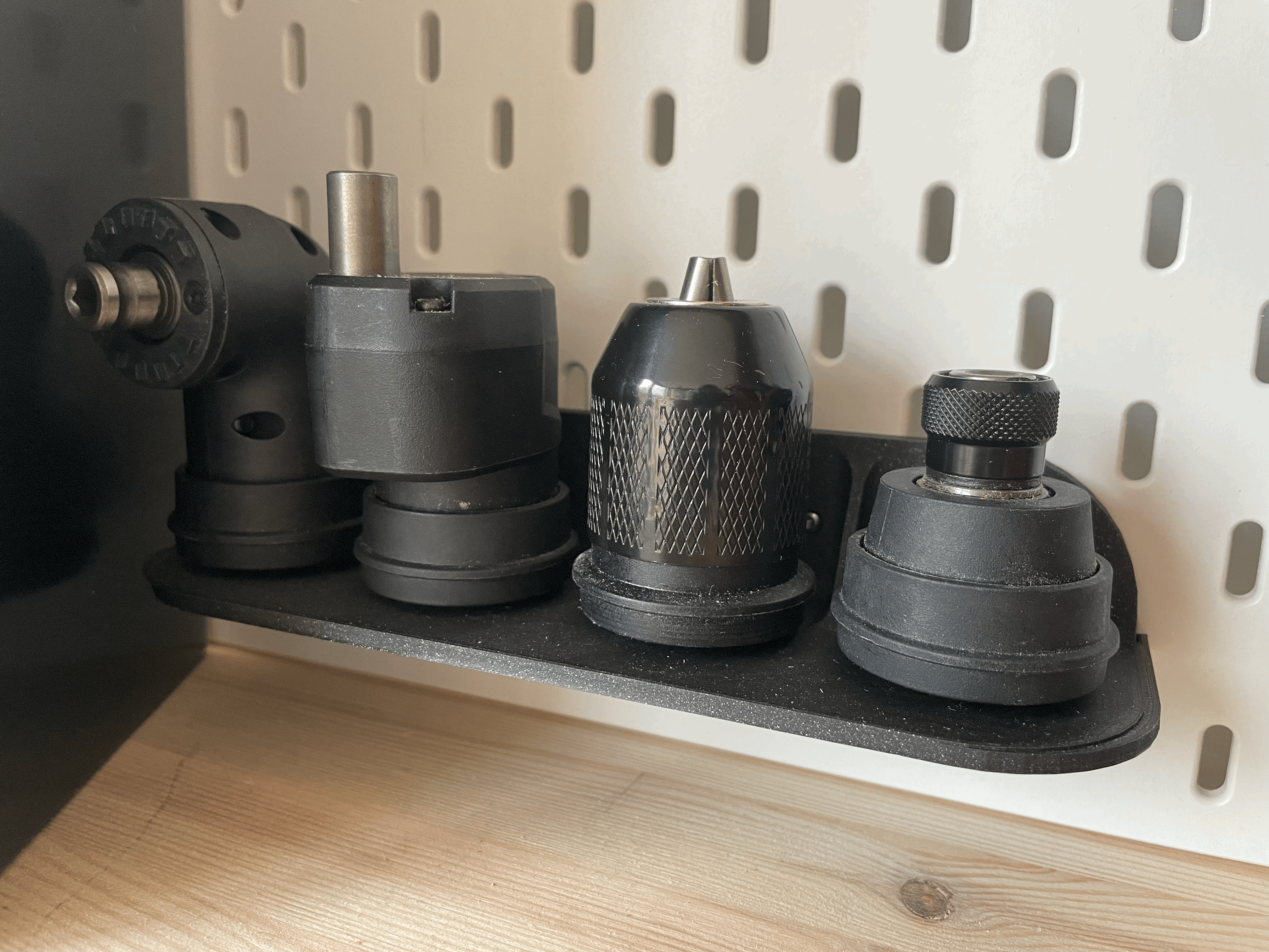 Milwaukee installation tool holder for Ikea Skadis