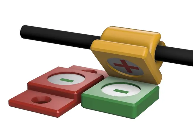 Cable holder with magnets
