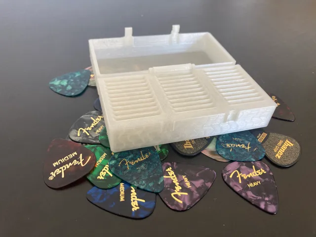 Print-in-Place Guitar Pick Holder Box