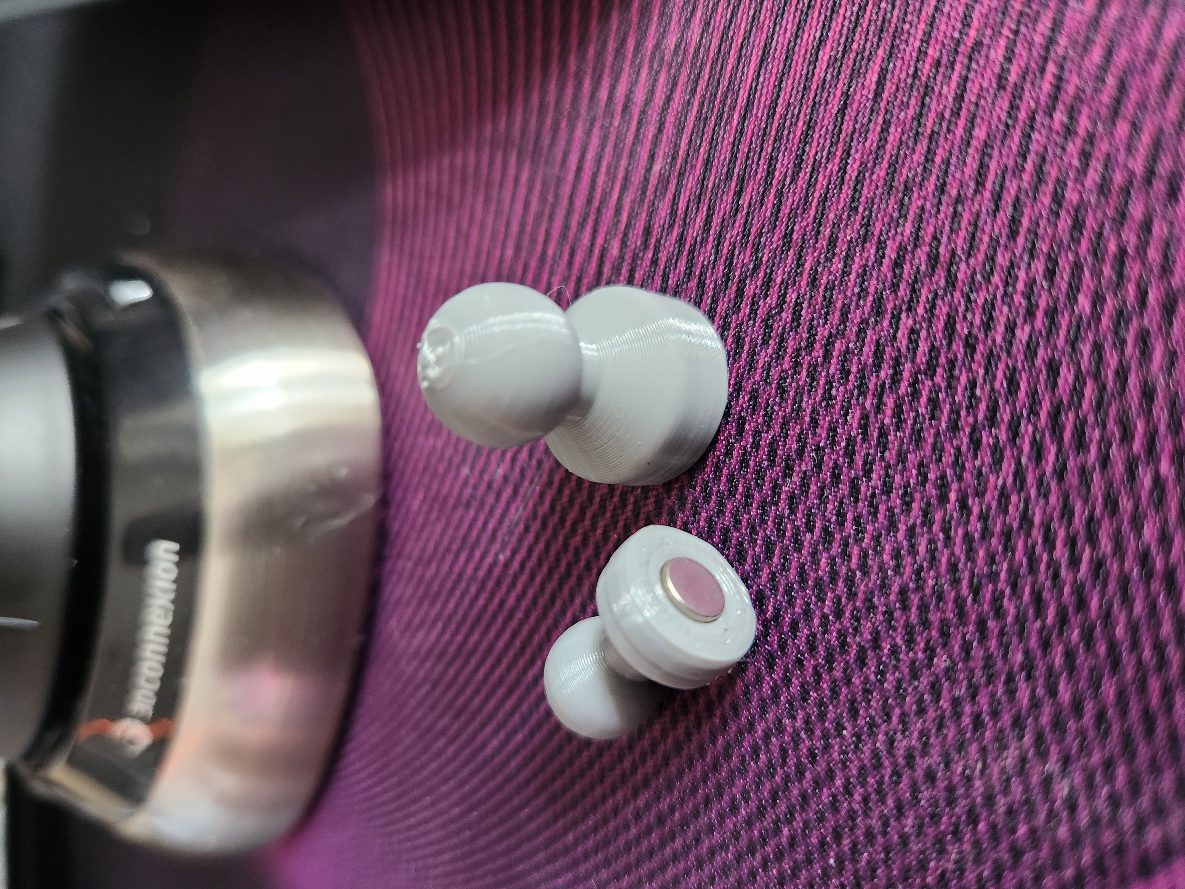 Magentic Pushpins — thumbnail 4