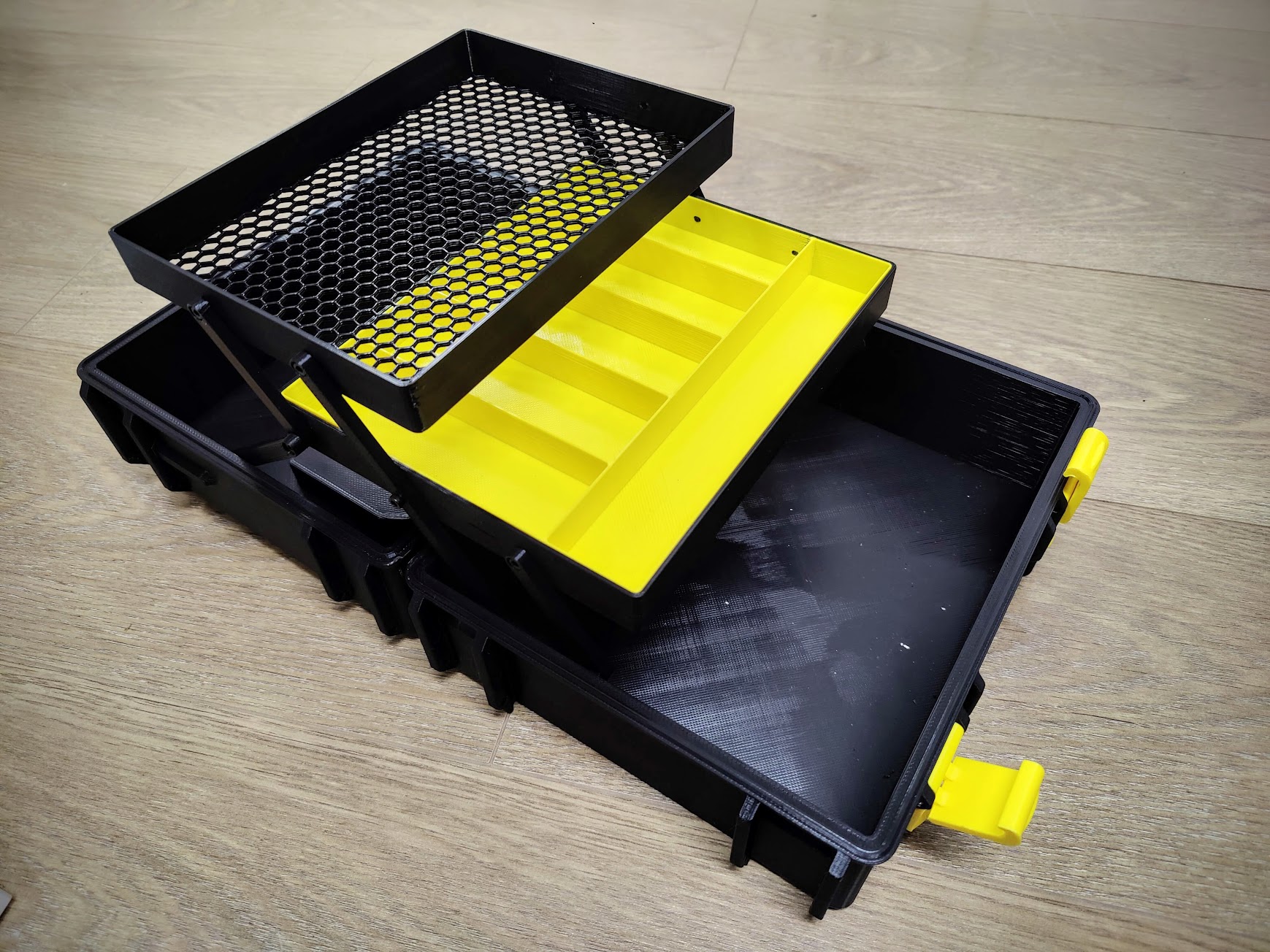 Bigger top shelf for SBox Cantilever Box