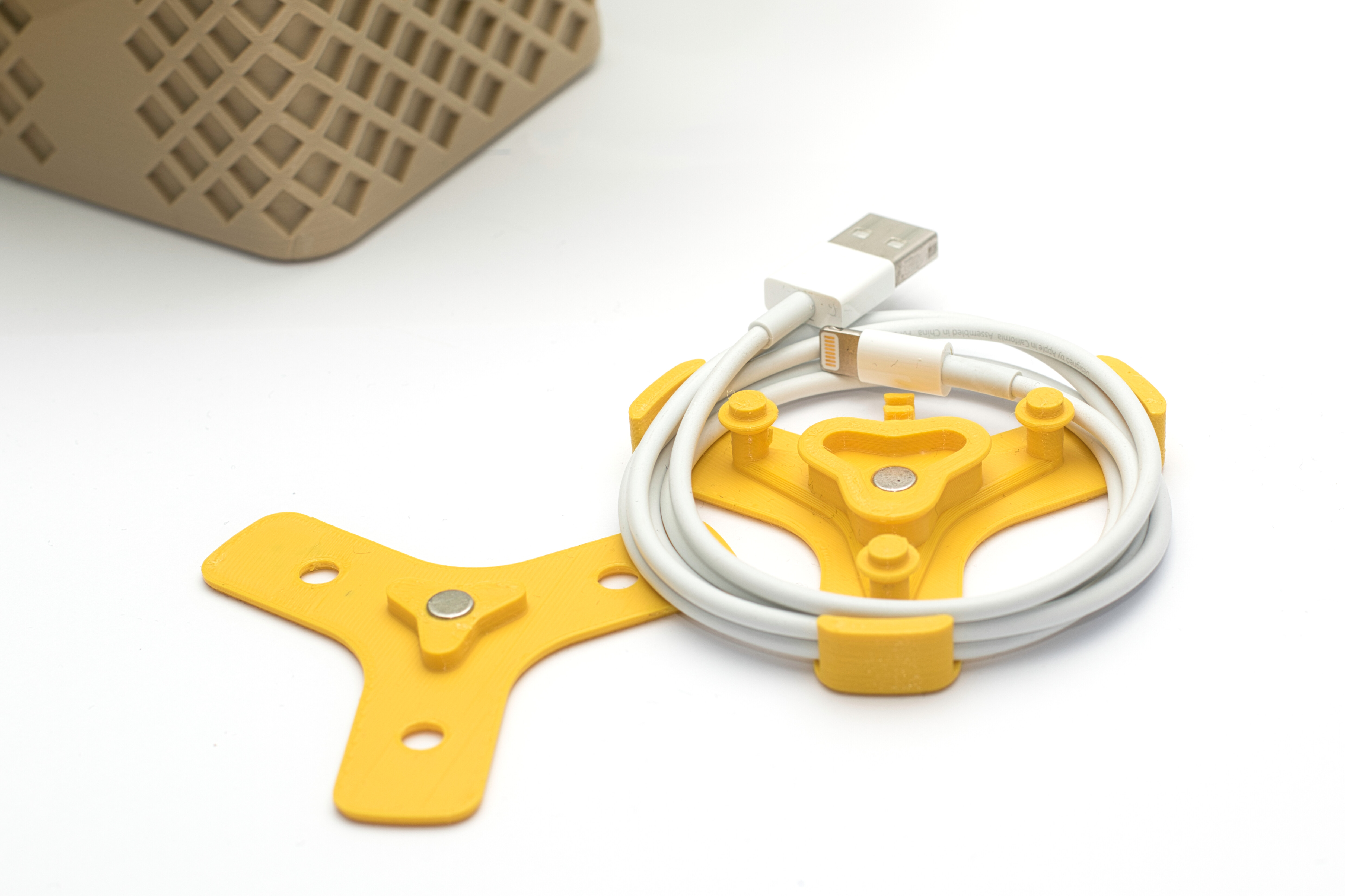 Magnetic cable star for headphones, charging cable, any cable ... [Different sizes]
