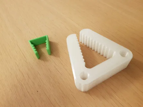 Parametric window stop / tablecloth clamp