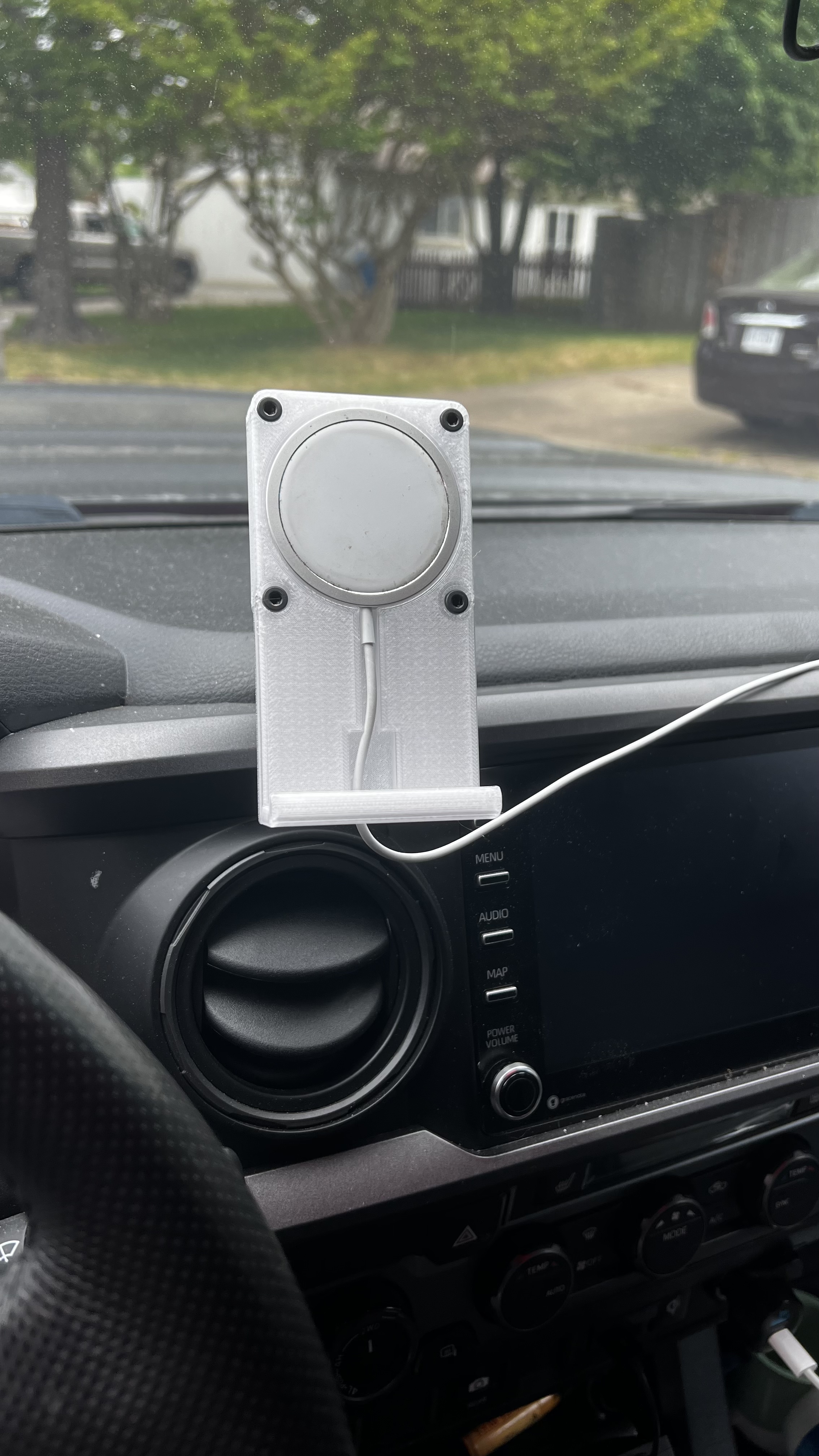 Iphone Magsafe Ram Mount car charger by Dean_62 Download free STL