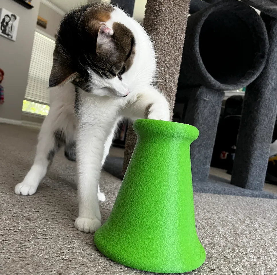 Cat Toy - Treat Dispenser Puzzle by kevin, Download free STL model