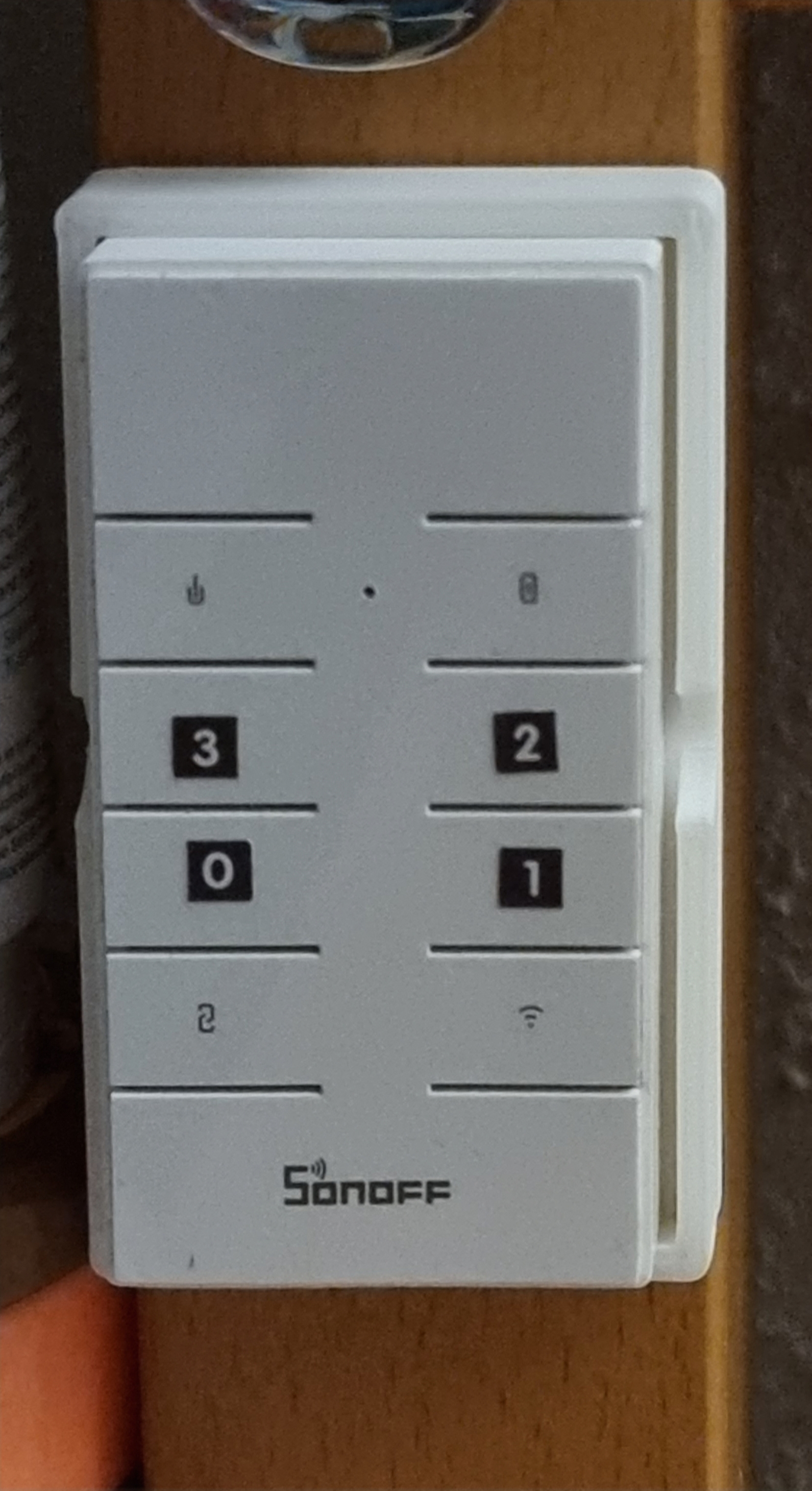 Sonoff RM433 Remote holder