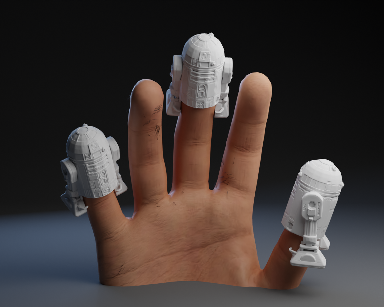 R2D2 Finger Puppet.